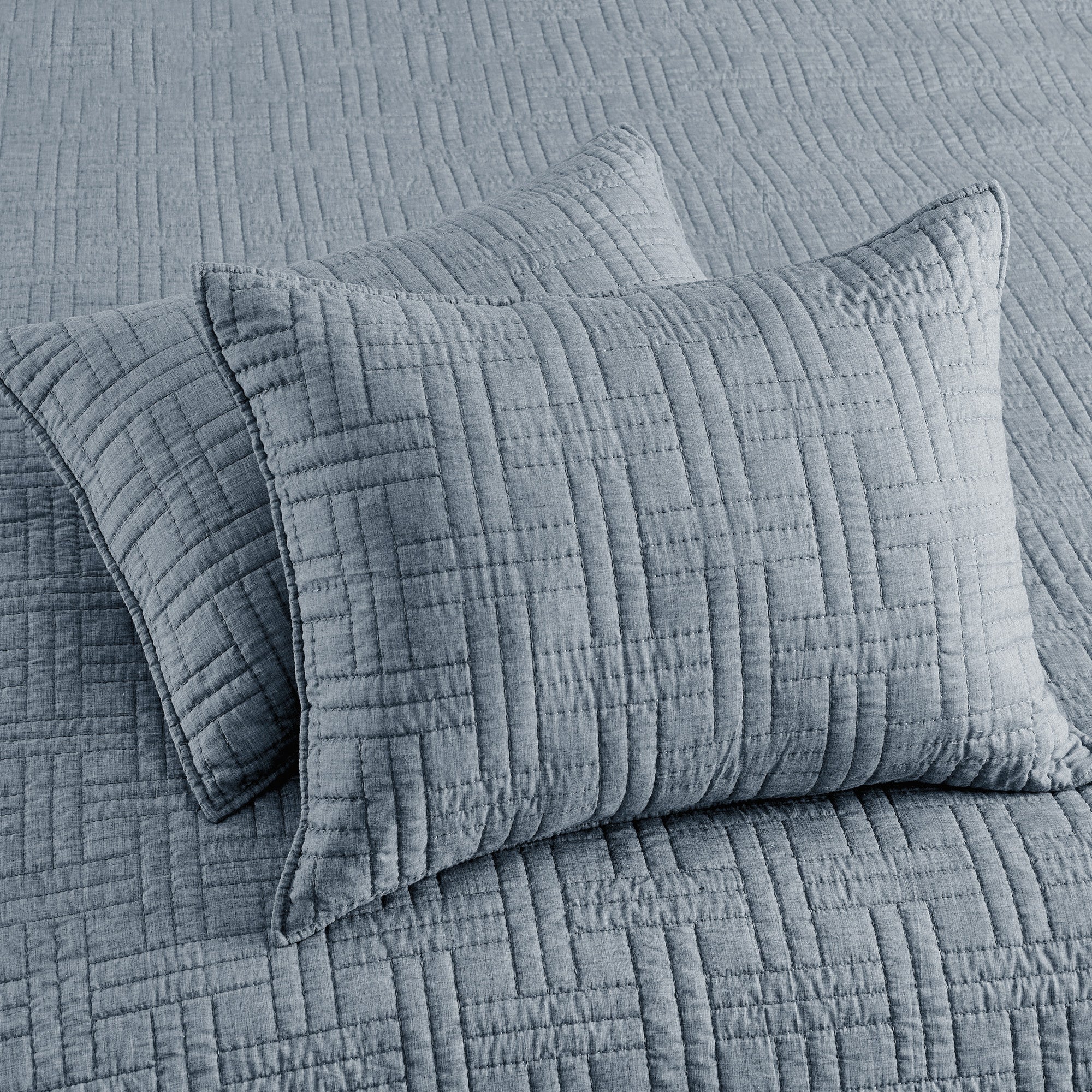 Melange Stitch Quilt Set - Soft & Breathable Bedding Collection for All Seasons | Perfect for Master Bedroom, Guest Room & Dorm Decor