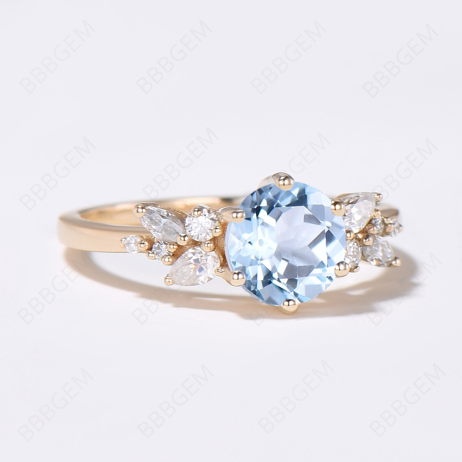 10K/14K Gold Round Natural Aquamarine Cluster Wedding Ring for Women - Elegant Bridal Jewelry, Engagement Ring, Anniversary Gift for Her - Perfect for Weddings, Proposals & Special Occasions
