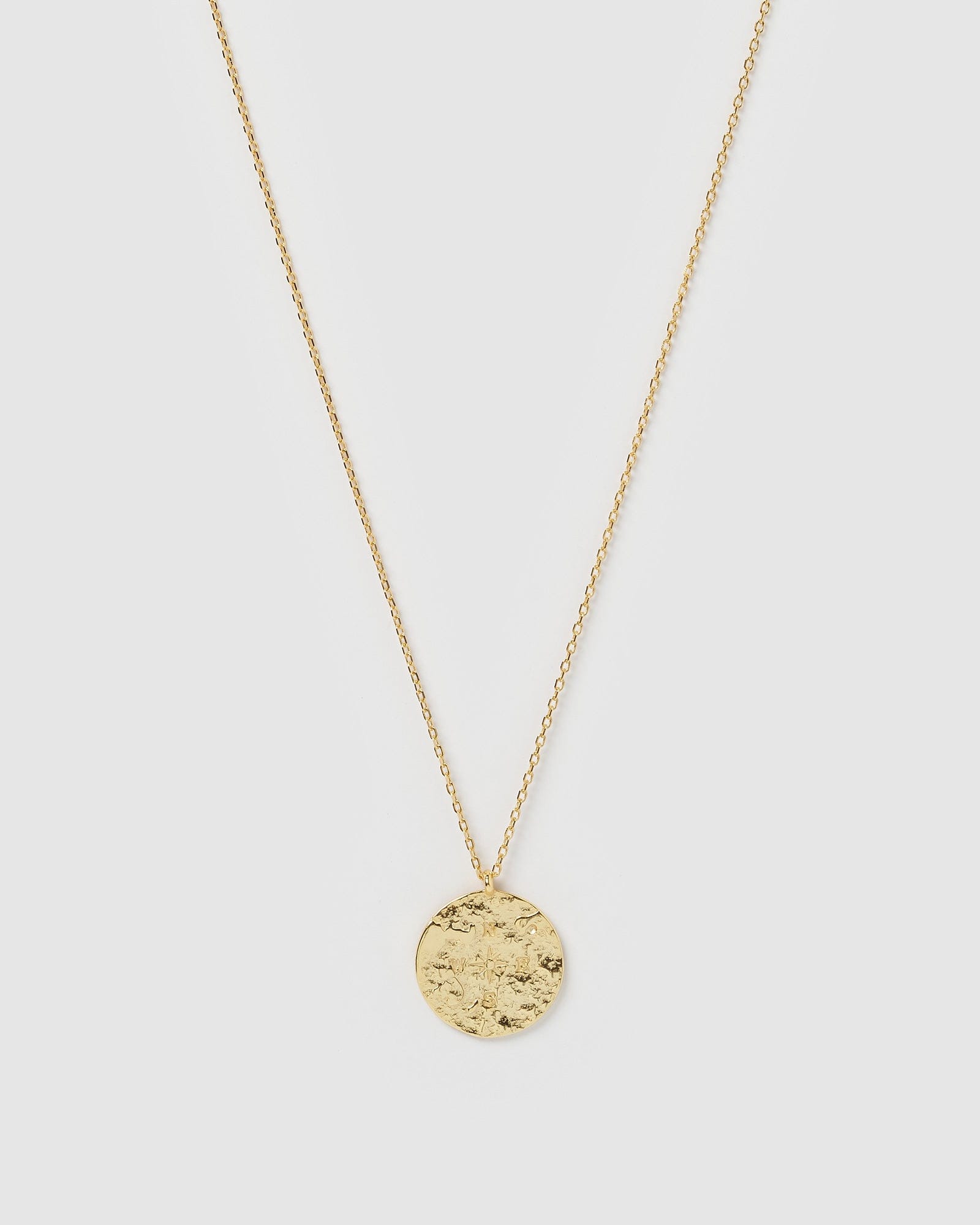 Izoa Gold Compass Pendant Necklace for Women - Vintage Nautical Jewelry Gift for Travel Lovers & Outdoor Adventures