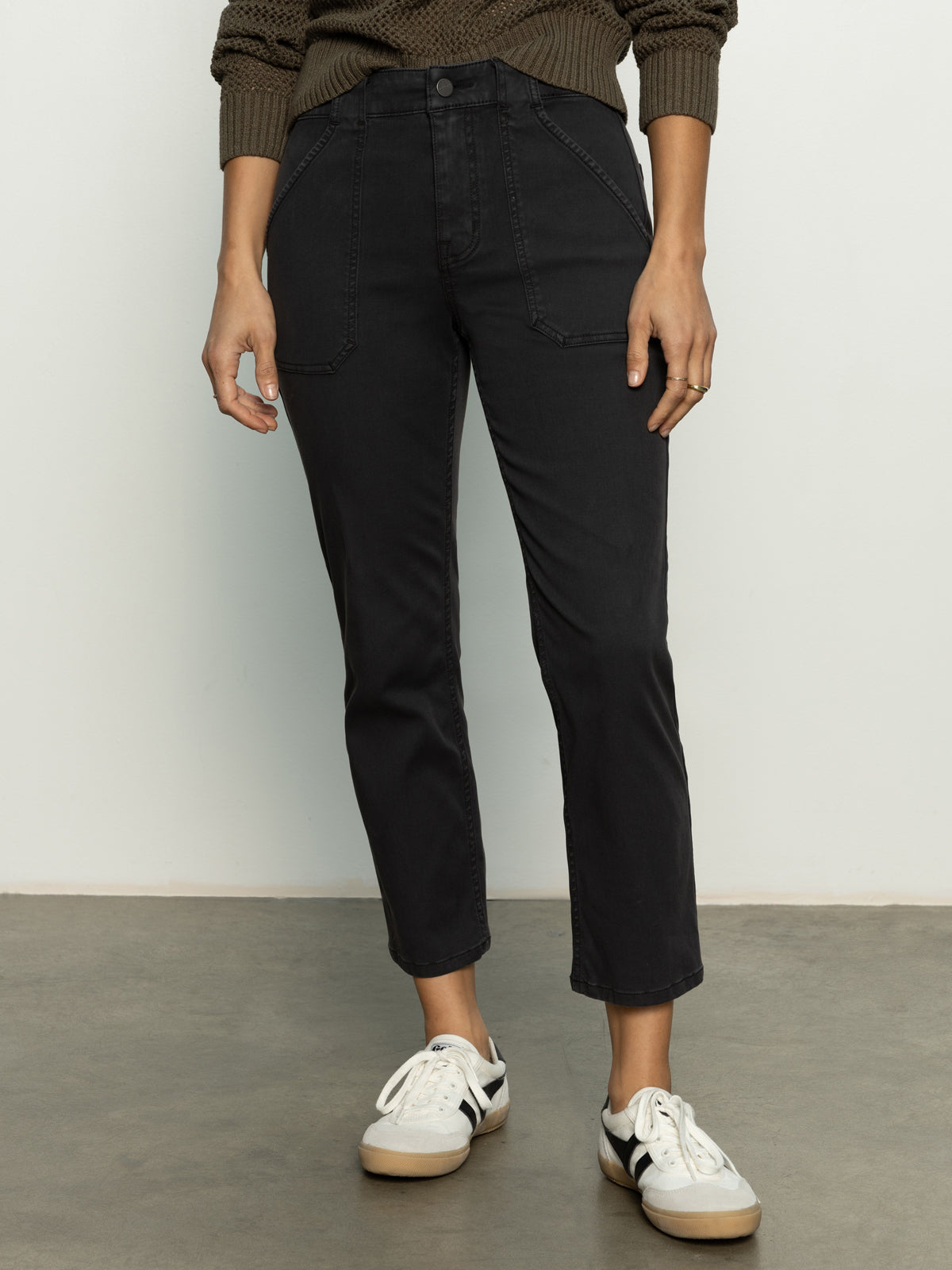 Sculpted Hayden Standard Rise Straight Crop Pant - Black | Women's Slim Fit Stretch Jeans for Casual & Office Wear