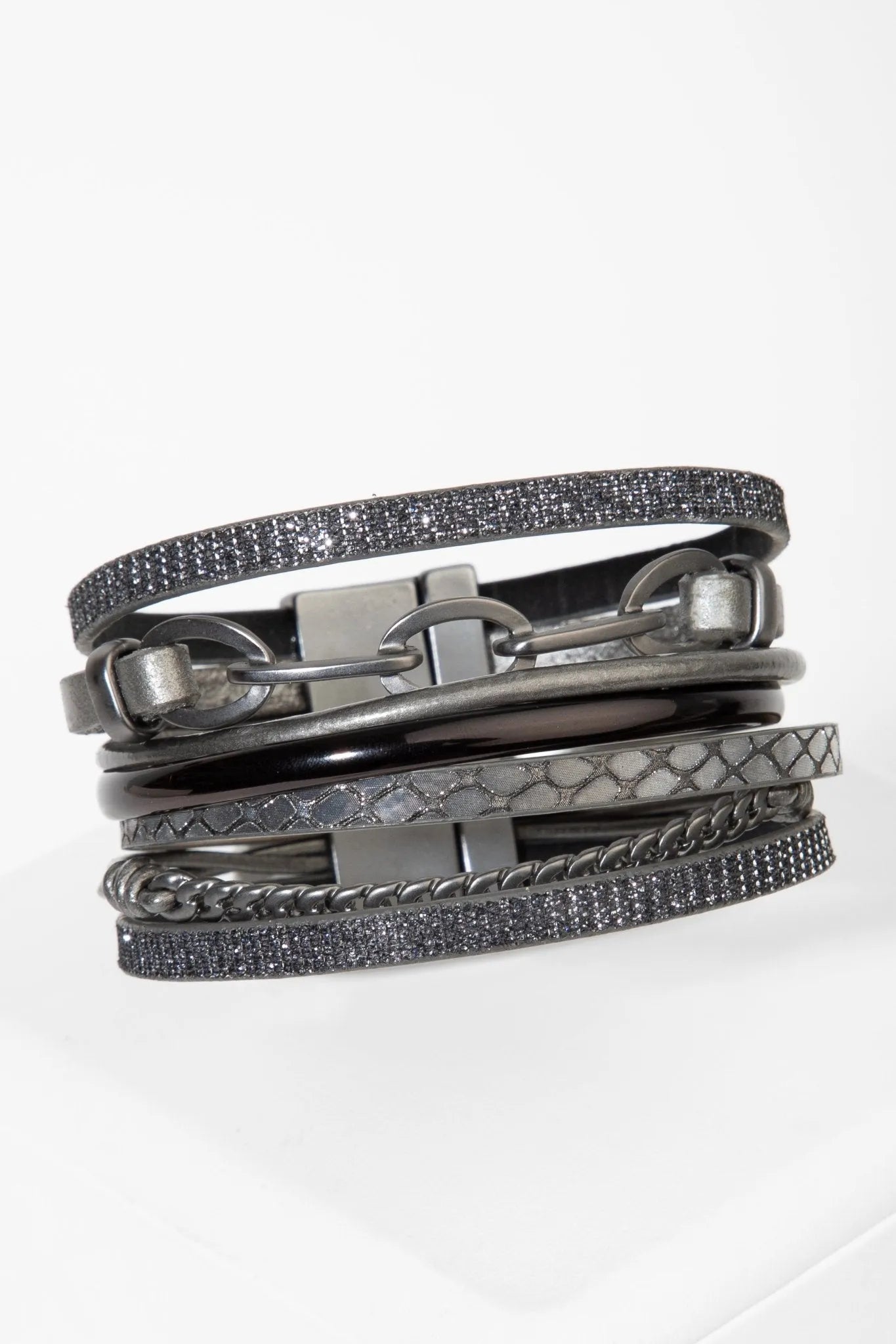 Brink Chain Link Leather Bracelet for Men & Women - Stylish Adjustable Unisex Cuff Bracelet - Perfect for Casual Wear, Gifts & Everyday Fashion Accessories