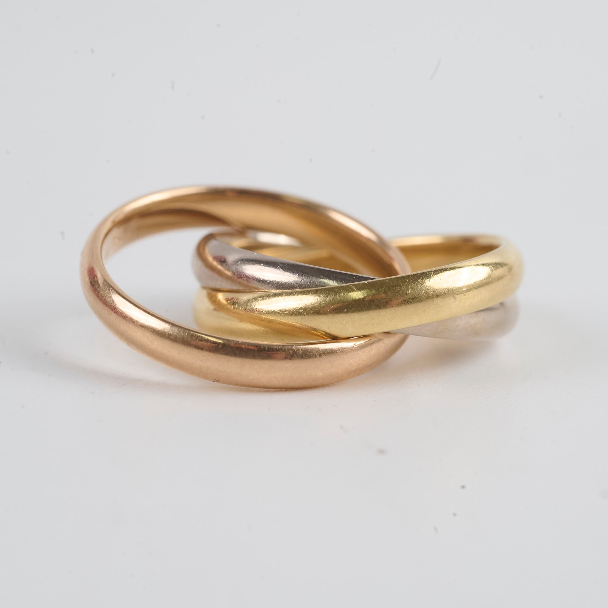 Cartier Trinity Ring Medium Model Size 51 - 18K Gold Tri-Color Interlocking Bands (2024) | Luxury Jewelry for Women, Anniversary Gift & Special Occasions