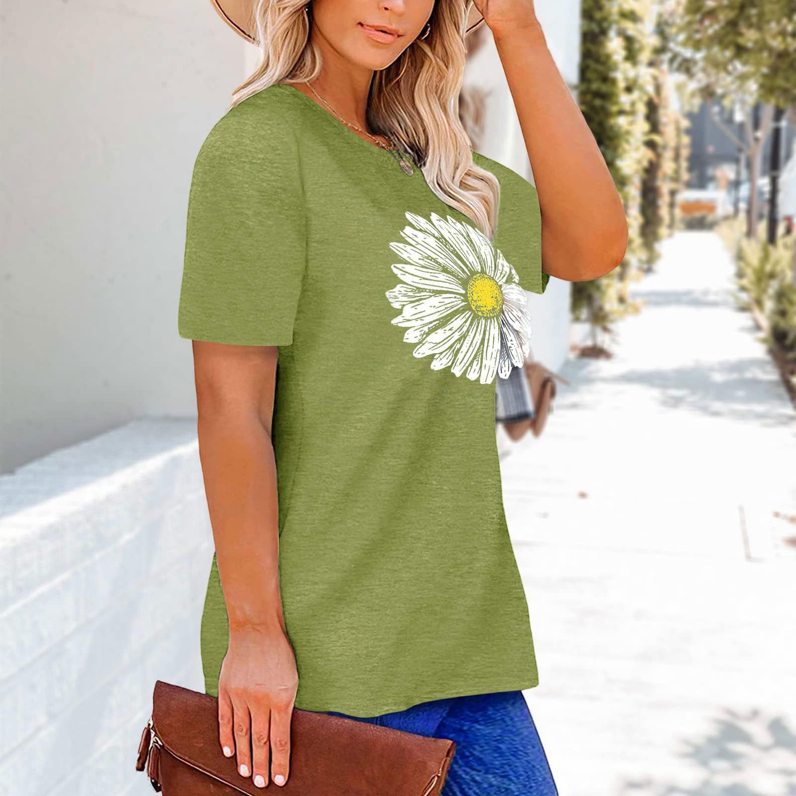 HDLTE Women's Plus Size Short Sleeve Graphic T-Shirt - Casual Comfort Tee for Everyday Wear, Lounge & Outings