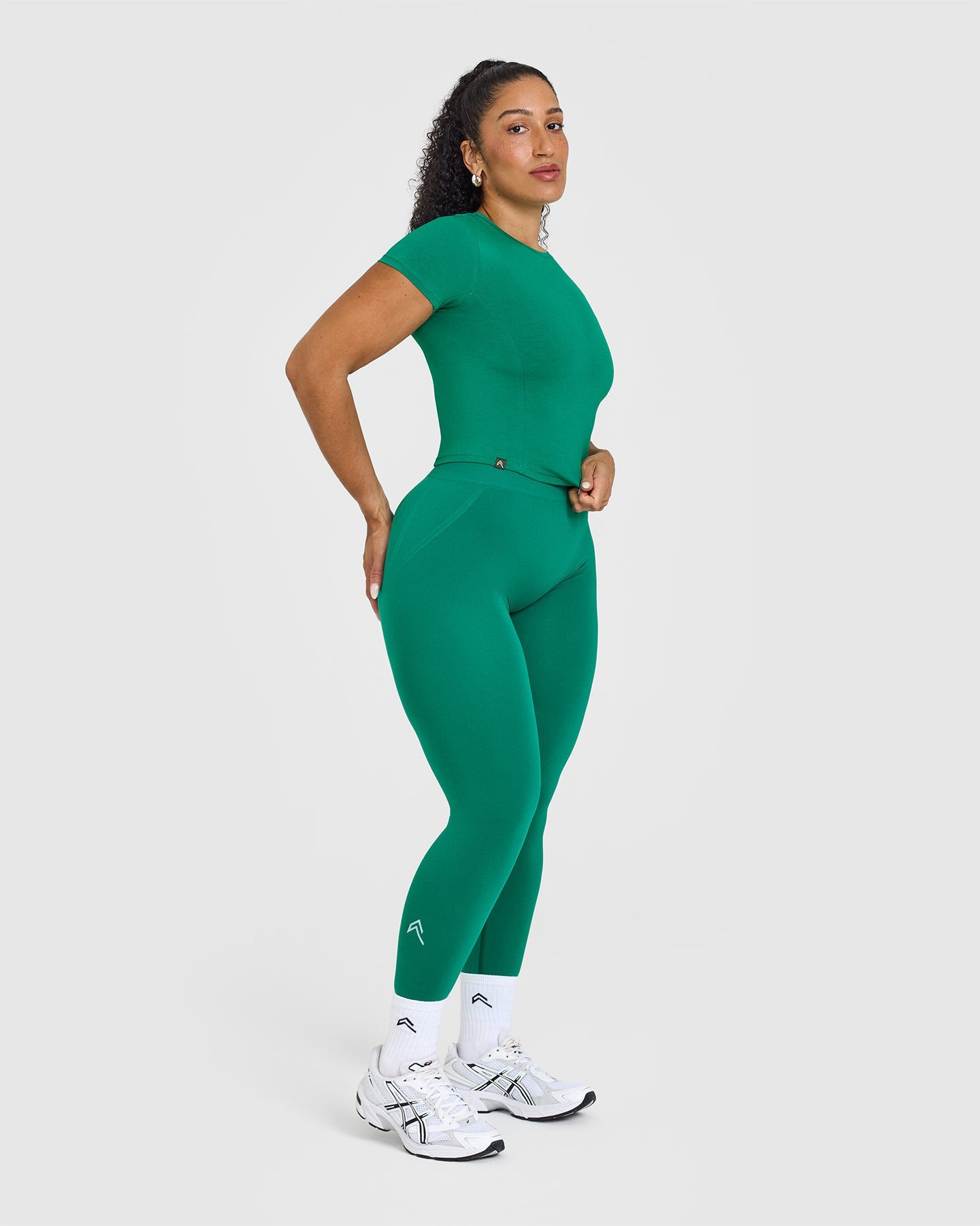 Mellow™ Soft Mid Short Sleeve T-Shirt for Men & Women | Comfortable Cotton Casual Tee in Emerald Green | Perfect for Everyday Wear, Gym & Outdoor Activities