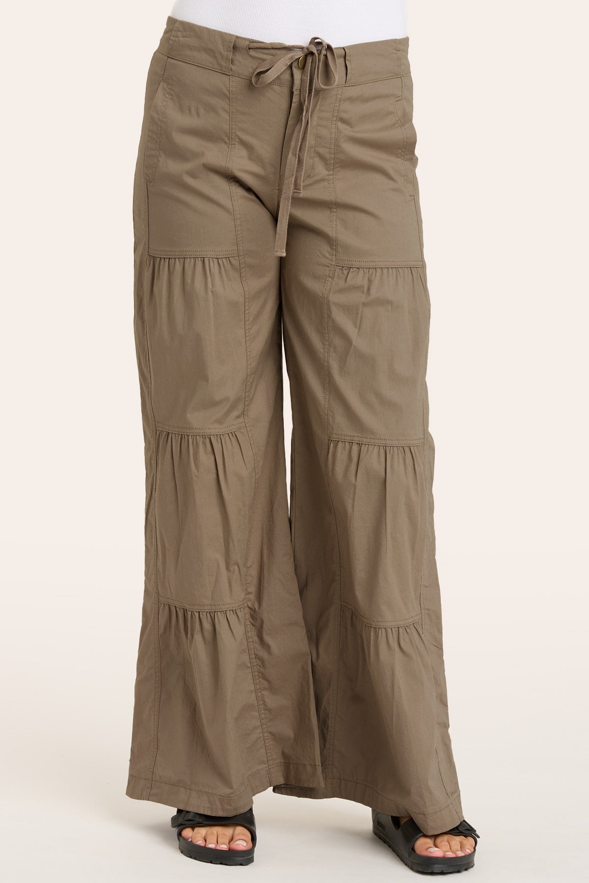 Stylish Terraced Wide Leg Pants for Women - High Waisted Flowy Palazzo Trousers - Perfect for Office, Casual Outfits & Summer Vacations
