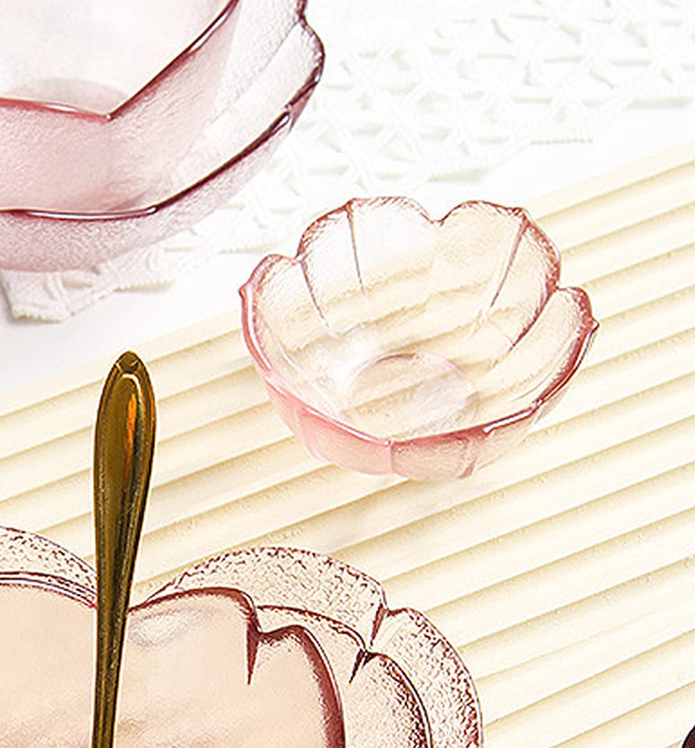 4pcs Glass Flower-Shaped Appetizer Plates - Elegant Small Serving Dishes for Dips, Sauces, Seasonings & Side Dishes - Perfect for Parties, Weddings, Tea Time & Home Decor