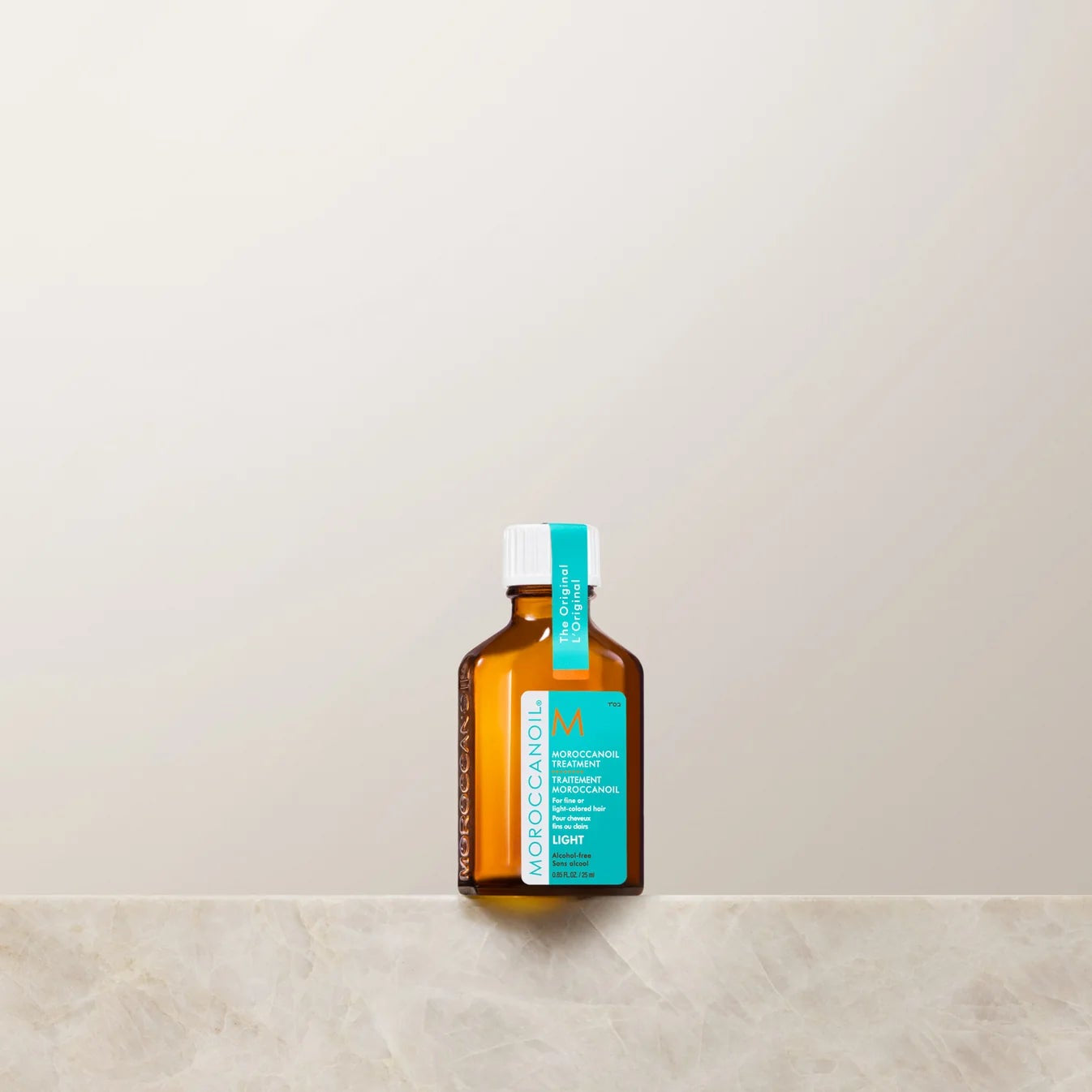 Moroccanoil Hair Treatment - Argan Oil Infused Leave-In Conditioner for Dry, Damaged Hair - Hydrates, Repairs & Adds Shine - Perfect for Salon-Quality Hair Care at Home