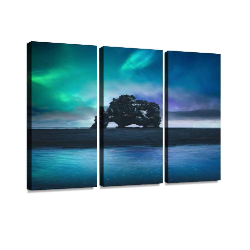 Northern Lights Over Hvitserkur in Iceland Night View Canvas Wall Art - 3 Panel Aurora Borealis Painting for Living Room & Bedroom Decor - Stunning Home Wall Decor Posters for Modern & Scandinavian Style Interiors