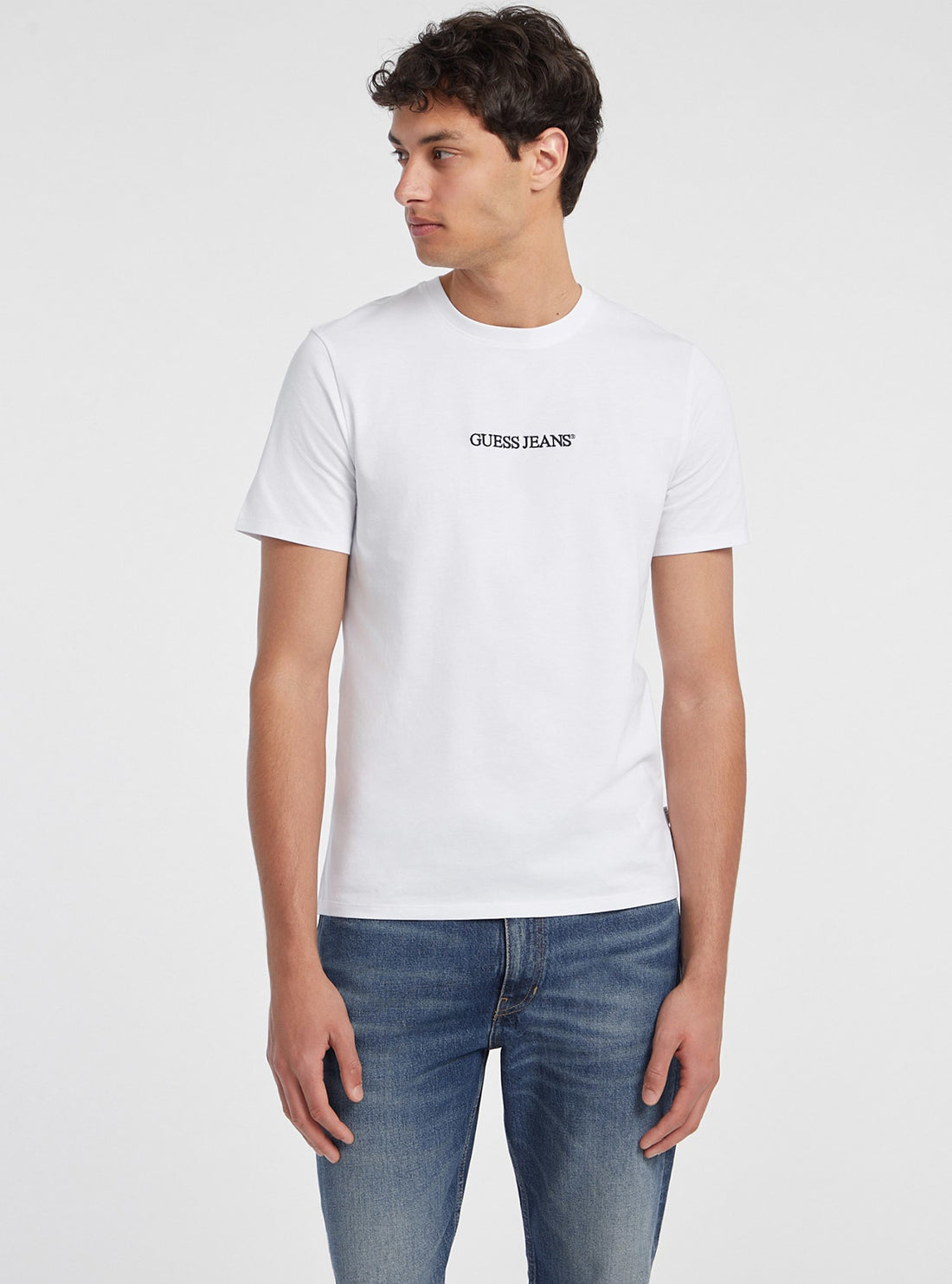 Guess Women's White Slim Fit Logo T-Shirt - Casual Cotton Tee for Everyday Wear & Street Style Outfits