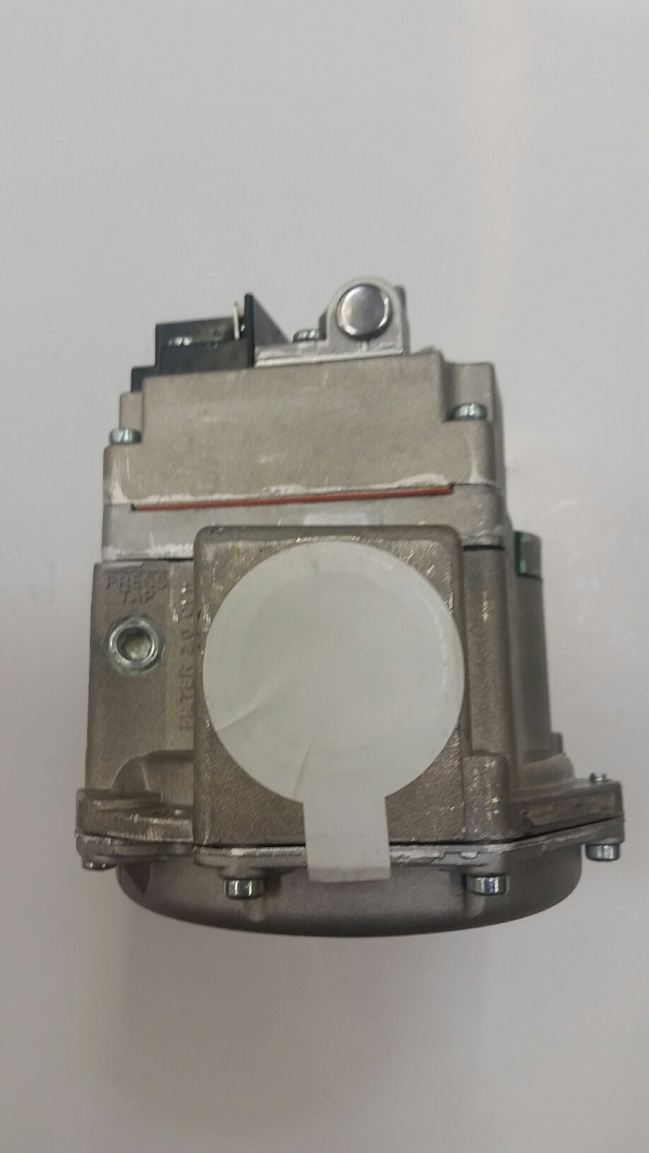 Robert Shaw Gas Valve #007666F - High-Quality Replacement for HVAC & Furnace Systems | Durable & Reliable for Home & Commercial Use