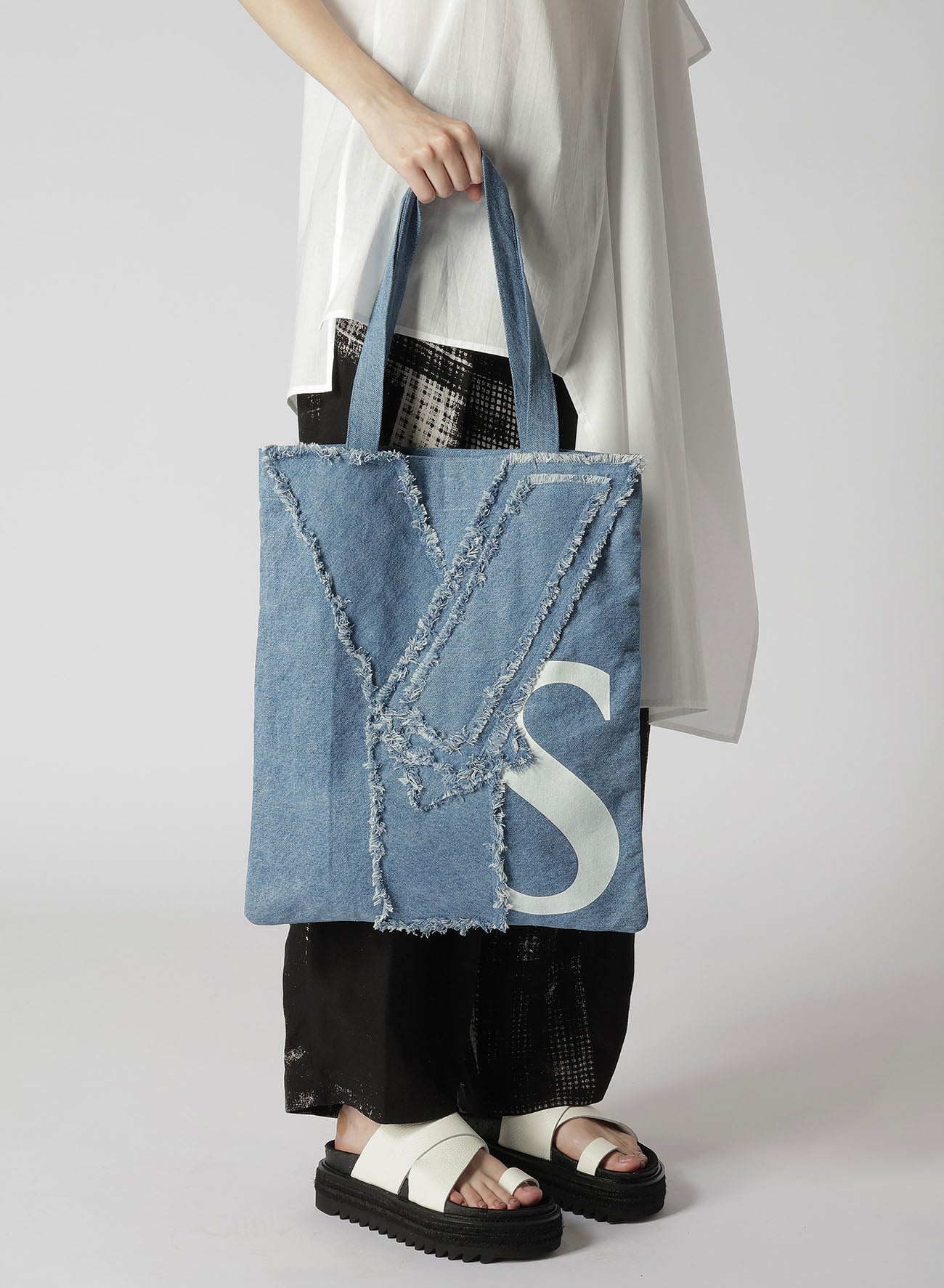 C/DENIM Y DESIGN Patchwork Denim Tote Bag - Stylish & Durable Handbag for Women, Perfect for Shopping, Work, and Everyday Use