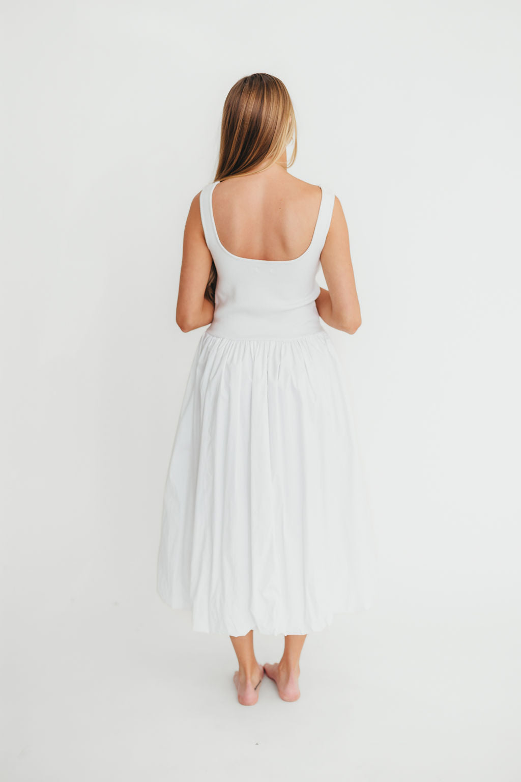 Betty Dress in White - Elegant Women's Party Dress for Weddings, Prom & Special Occasions