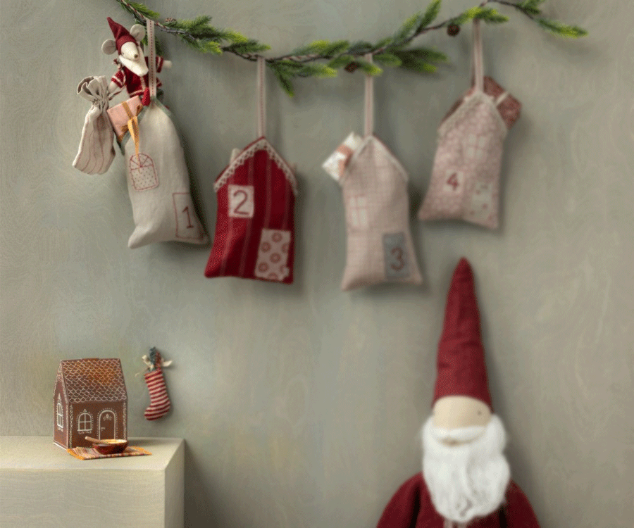 Maileg Santa Mouse - Adorable Christmas Decoration & Holiday Gift for Kids | Perfect for Tree Ornaments, Stocking Stuffers & Festive Home Decor