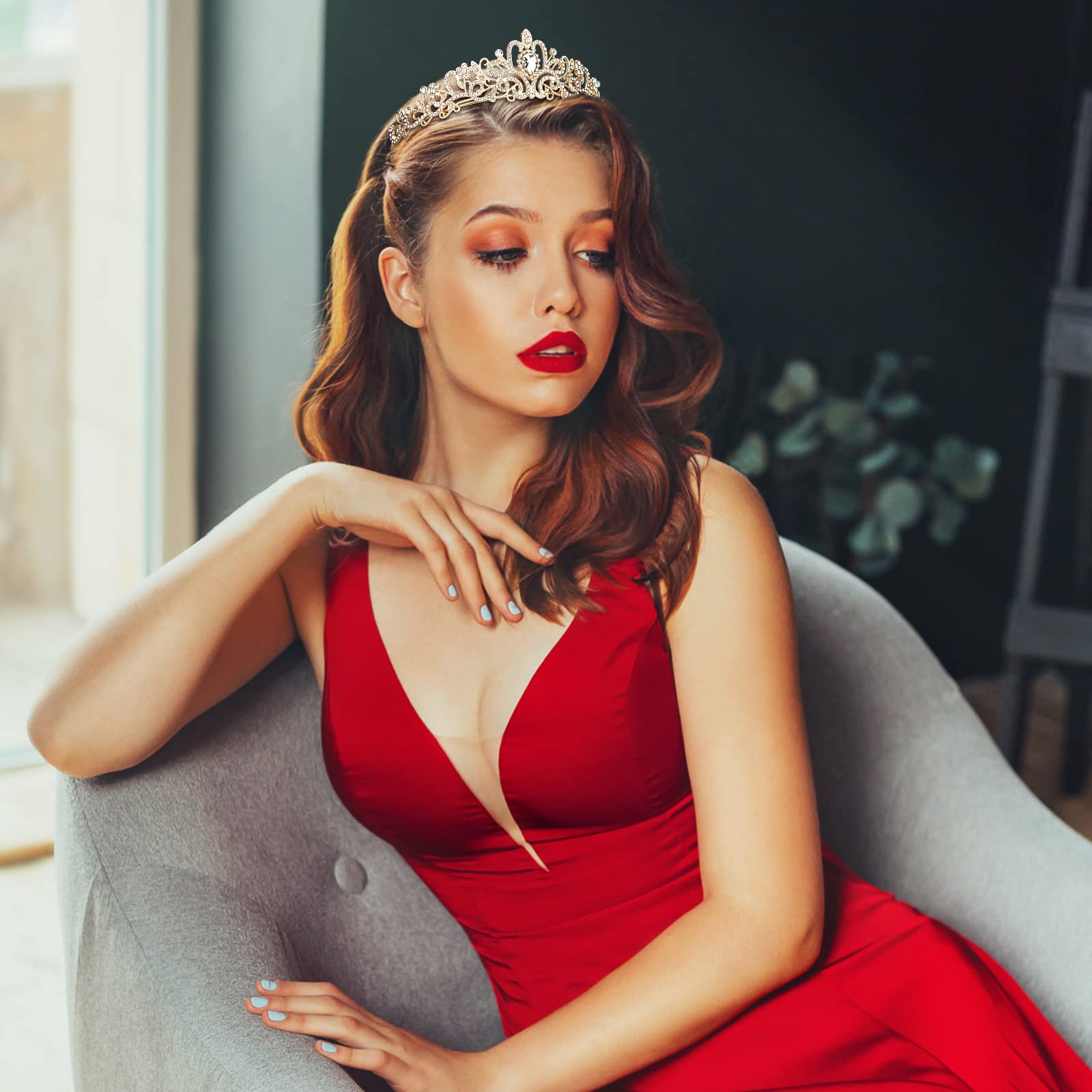 Elegant CIEHER Gold Tiara Crown for Women & Girls - Princess Bridal Wedding, Prom, Quinceañera, Birthday & Christmas Hair Accessories | Perfect for Parties, Pageants & Special Occasions