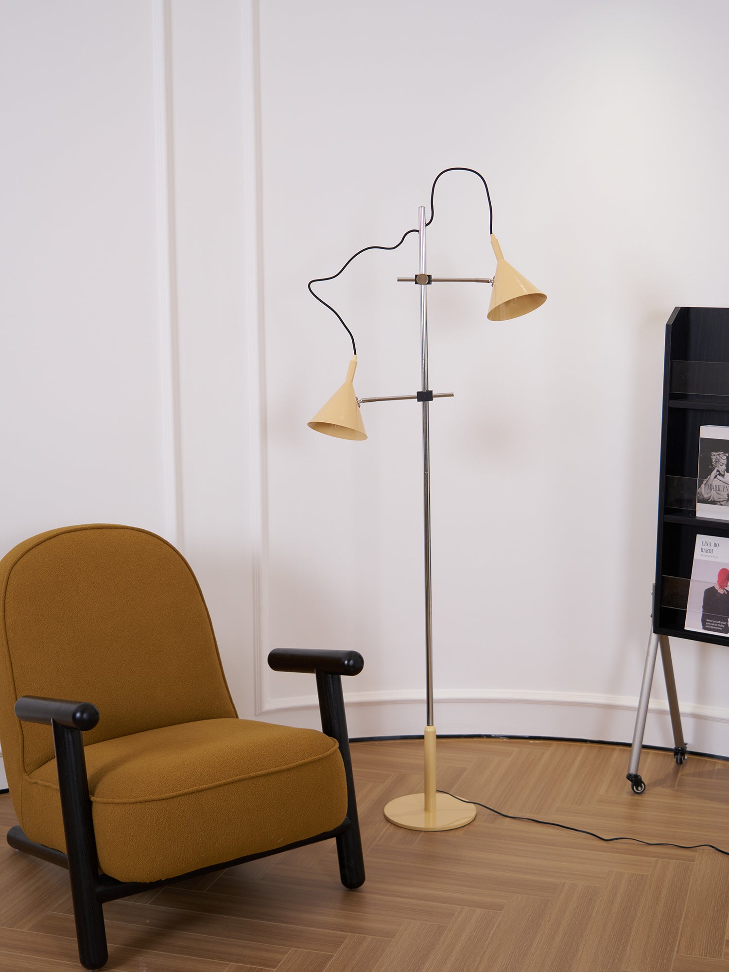 Modern Brass Floor Lamp - Adjustable Height Standing Light for Living Room, Bedroom & Office - Elegant Home Decor Lighting Fixture
