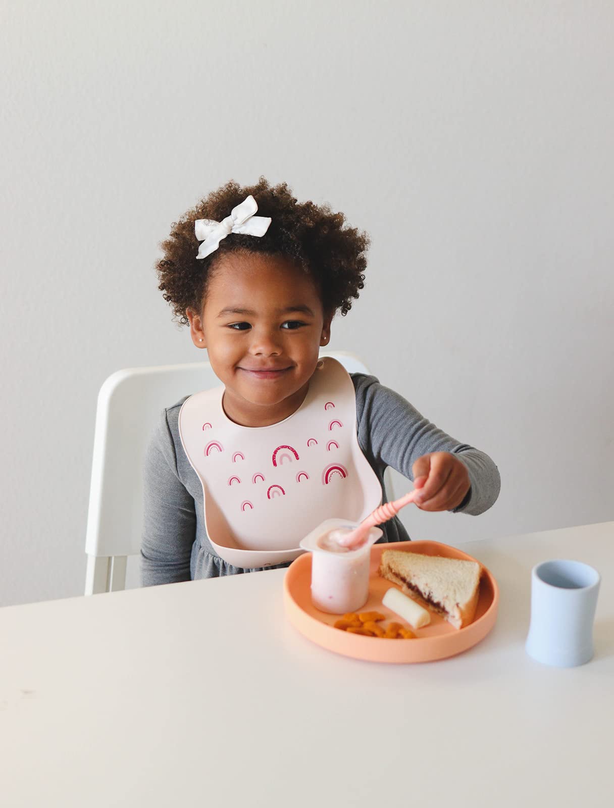 Otterlove Silicone Baby Bib - 100% Pure Platinum LFGB Certified, BPA & Phthalate Free - Wide Food Catcher Pocket - Easy Clean & Dishwasher Safe - Perfect for Toddler Mealtime, Baby Led Weaning & Mess-Free Feeding