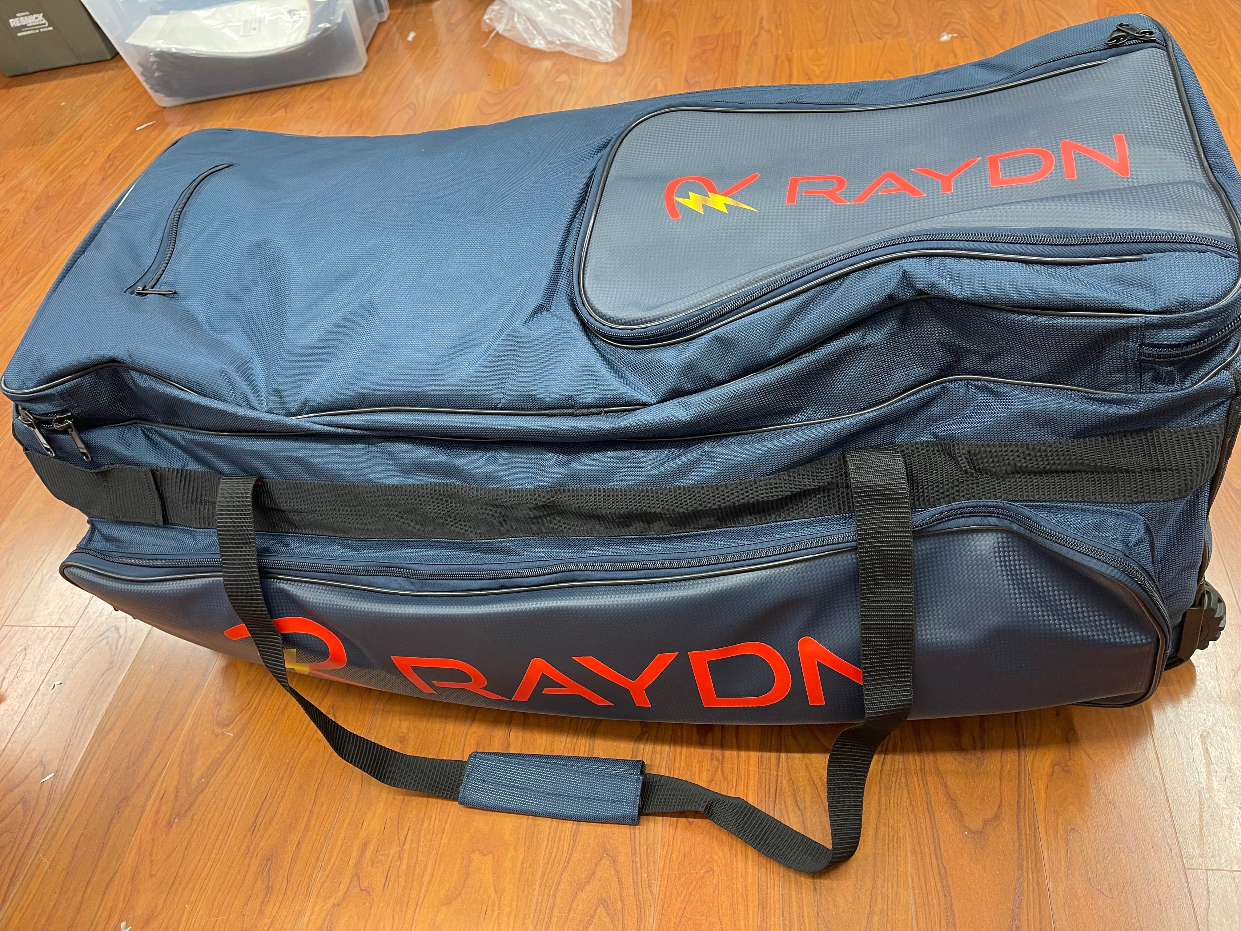 Raydn Professional Wheelie Premium Adult Cricket Kit Bag - Navy Blue & Black - Durable Cricket Equipment for Training & Matches - Perfect for Cricket Players & Enthusiasts