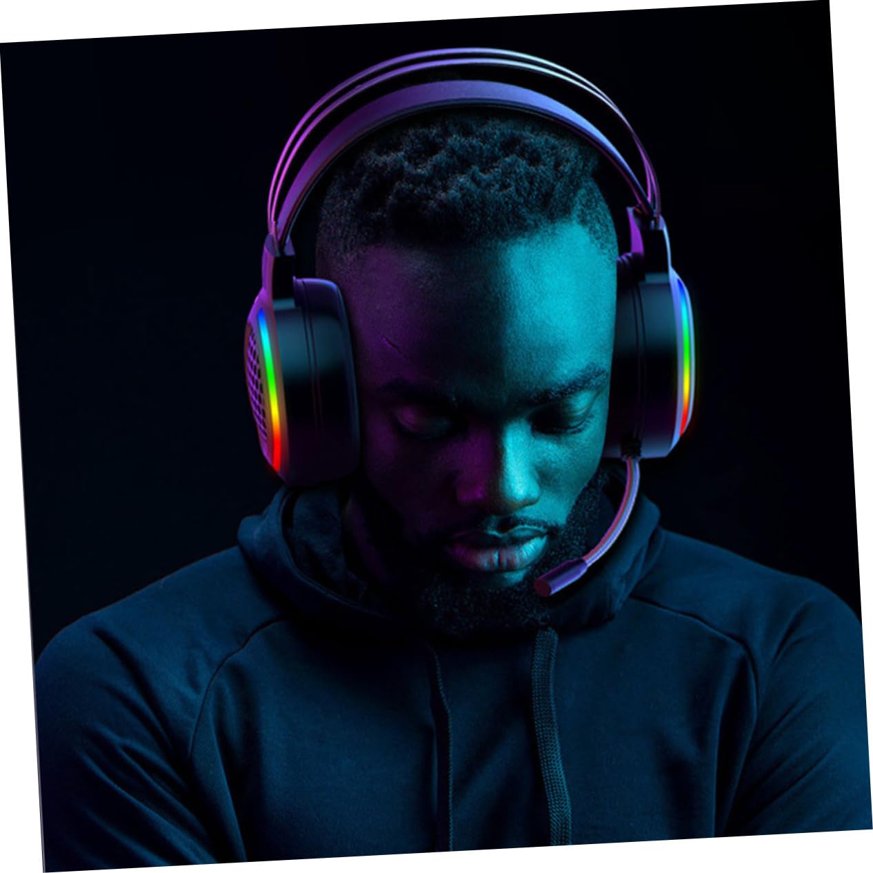 Levemolo RGB Gaming Headset - Lightweight Noise-Canceling Headphones with Breathable Earmuffs & Stylish Design for PC/PS5/Xbox Gamers - Perfect for Esports, Streaming & Late-Night Gaming Sessions (Black)