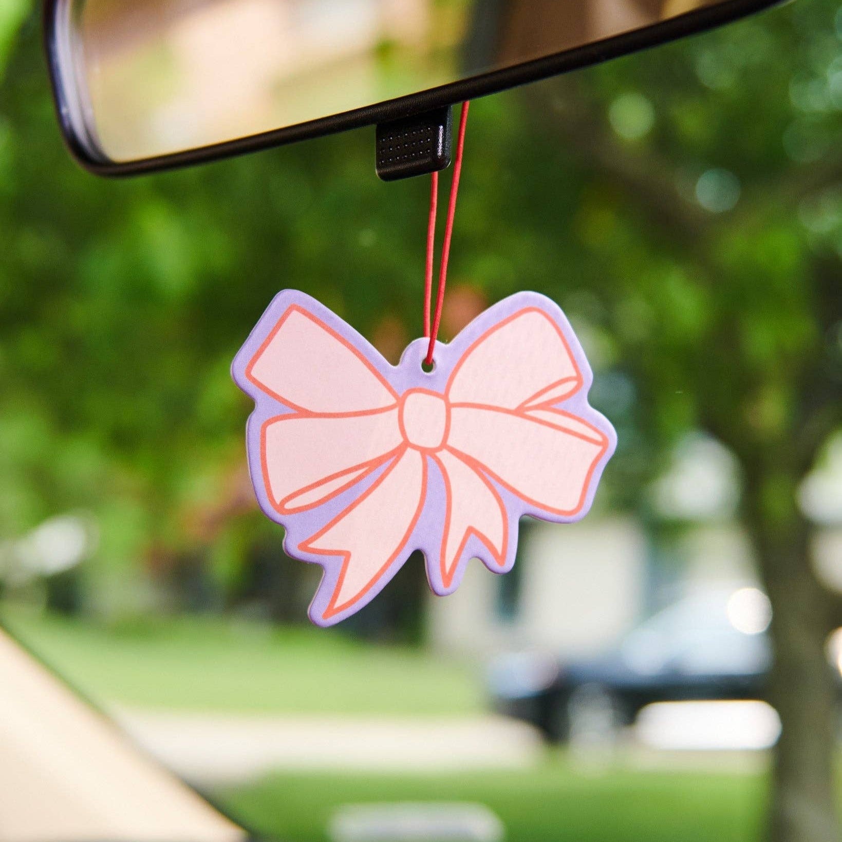 Classic Bow Air Freshener for Car & Home - Long-Lasting Fragrance, Elegant Design, Perfect for Gifts & Everyday Use