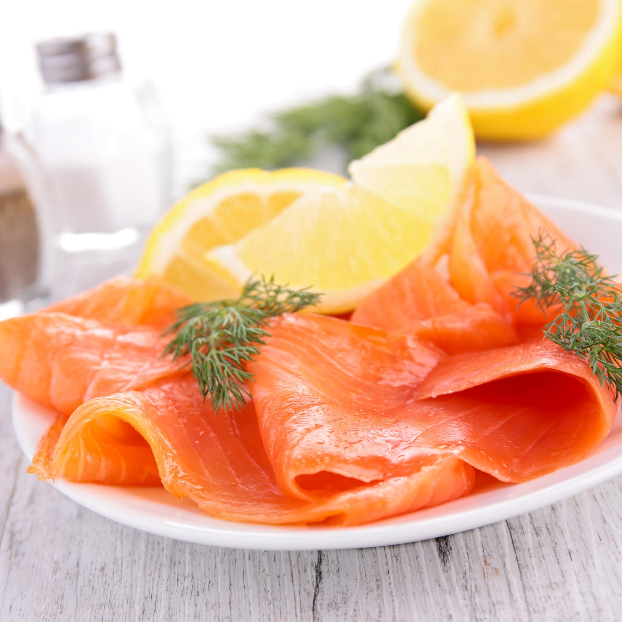 Organic Scottish Smoked Salmon Slices - EU Certified, 8 Pack (4oz Each) - Premium Wild Caught, Gluten Free, Keto & Paleo Friendly - Perfect for Charcuterie Boards, Salads & Gourmet Recipes