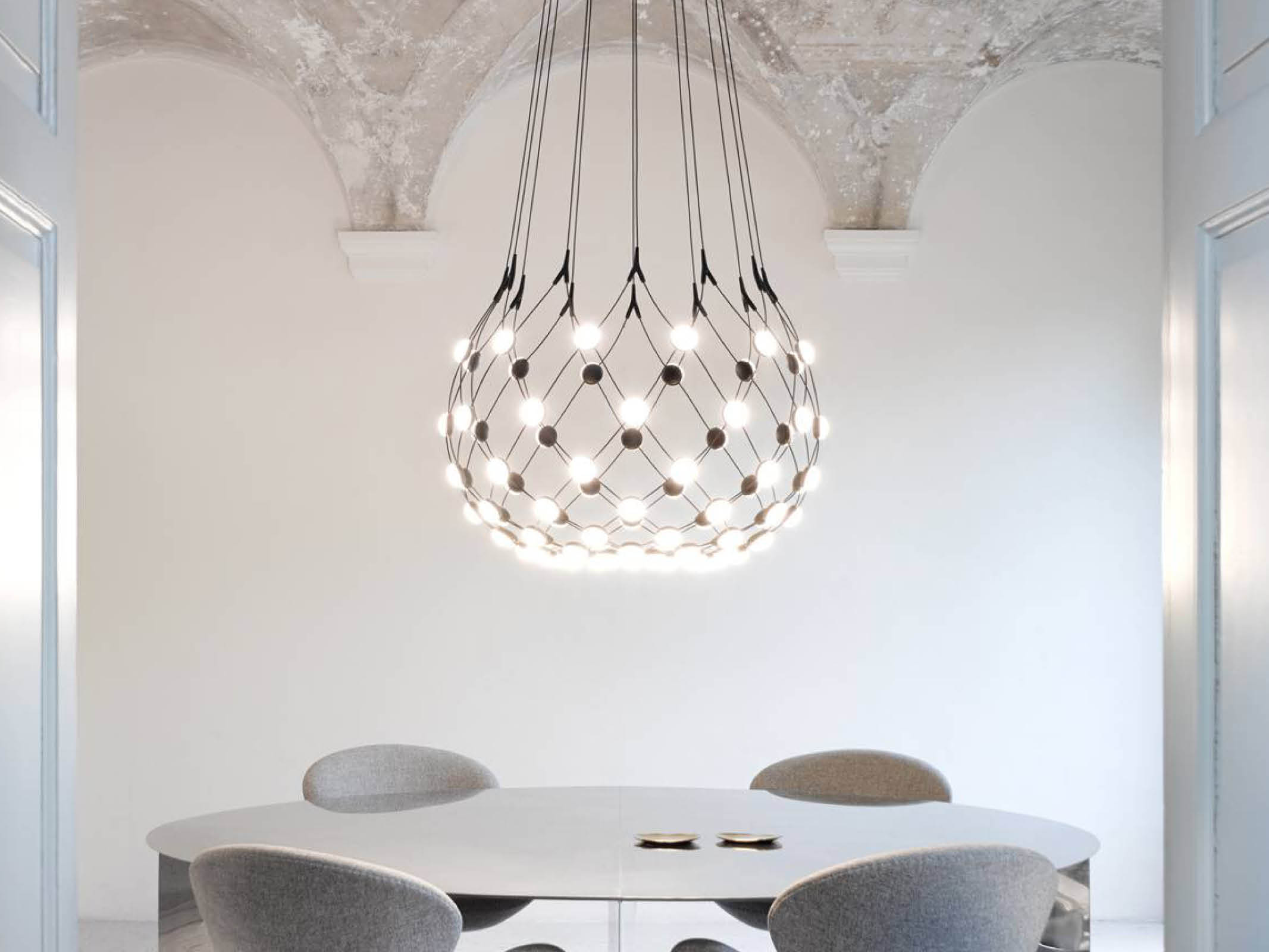 Modern Industrial Mesh Suspension Light - Adjustable Hanging Pendant Lamp for Kitchen Island, Dining Room, and Living Room Decor