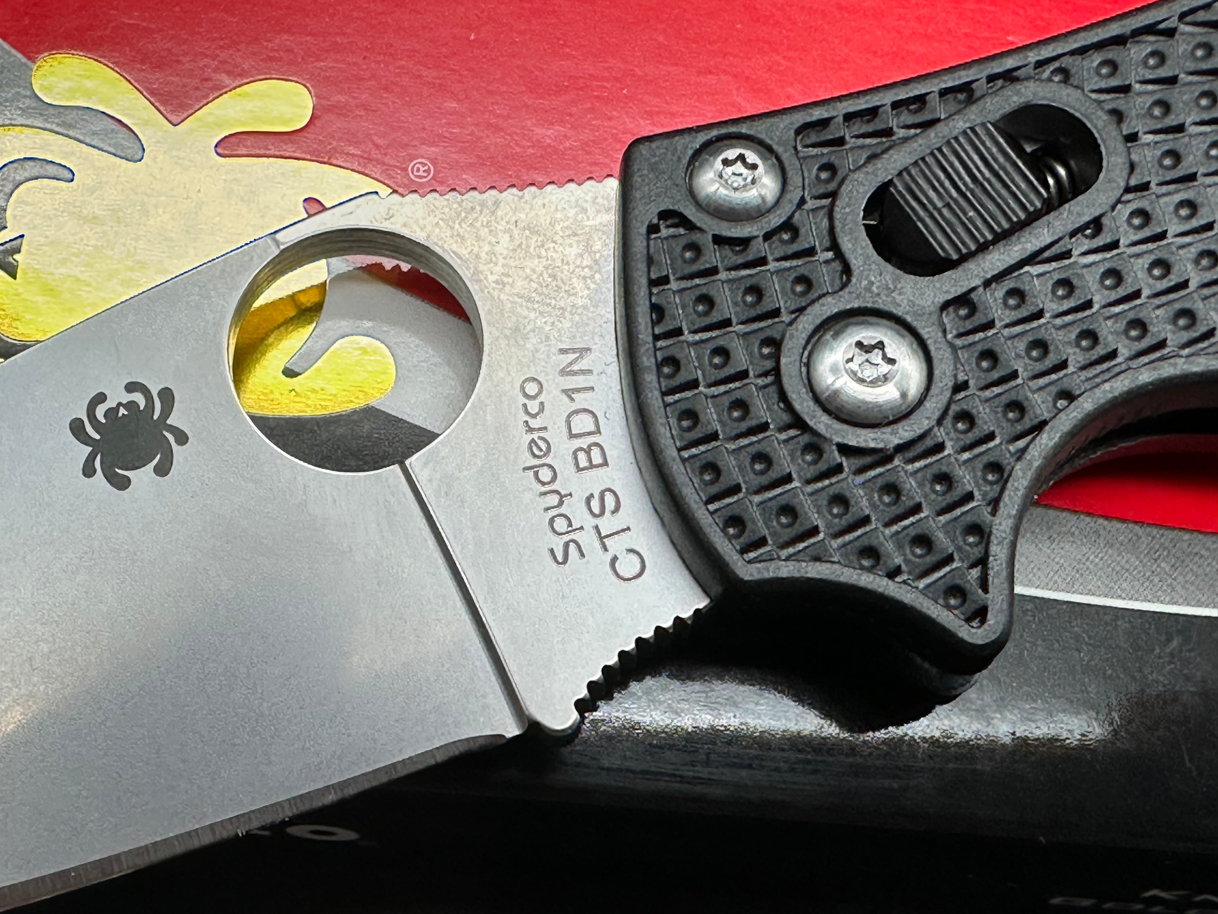 Spyderco Manix 2 Lightweight Folding Knife - 3.37