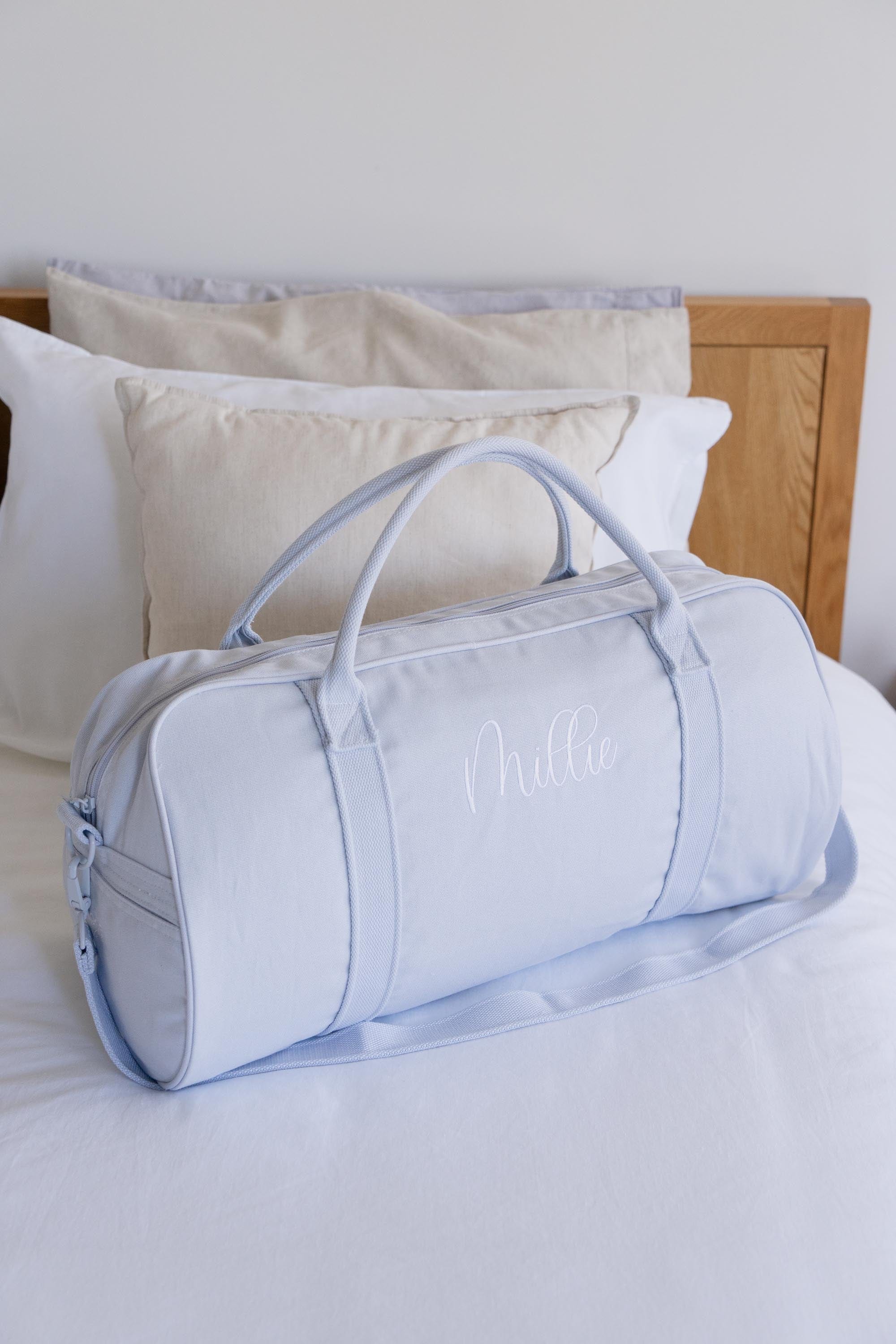Custom Personalized Duffle Bag for Travel & Gym - Aspen Monogrammed Duffle Bag for Men & Women - Perfect for Weekend Getaways, Sports, and Workouts