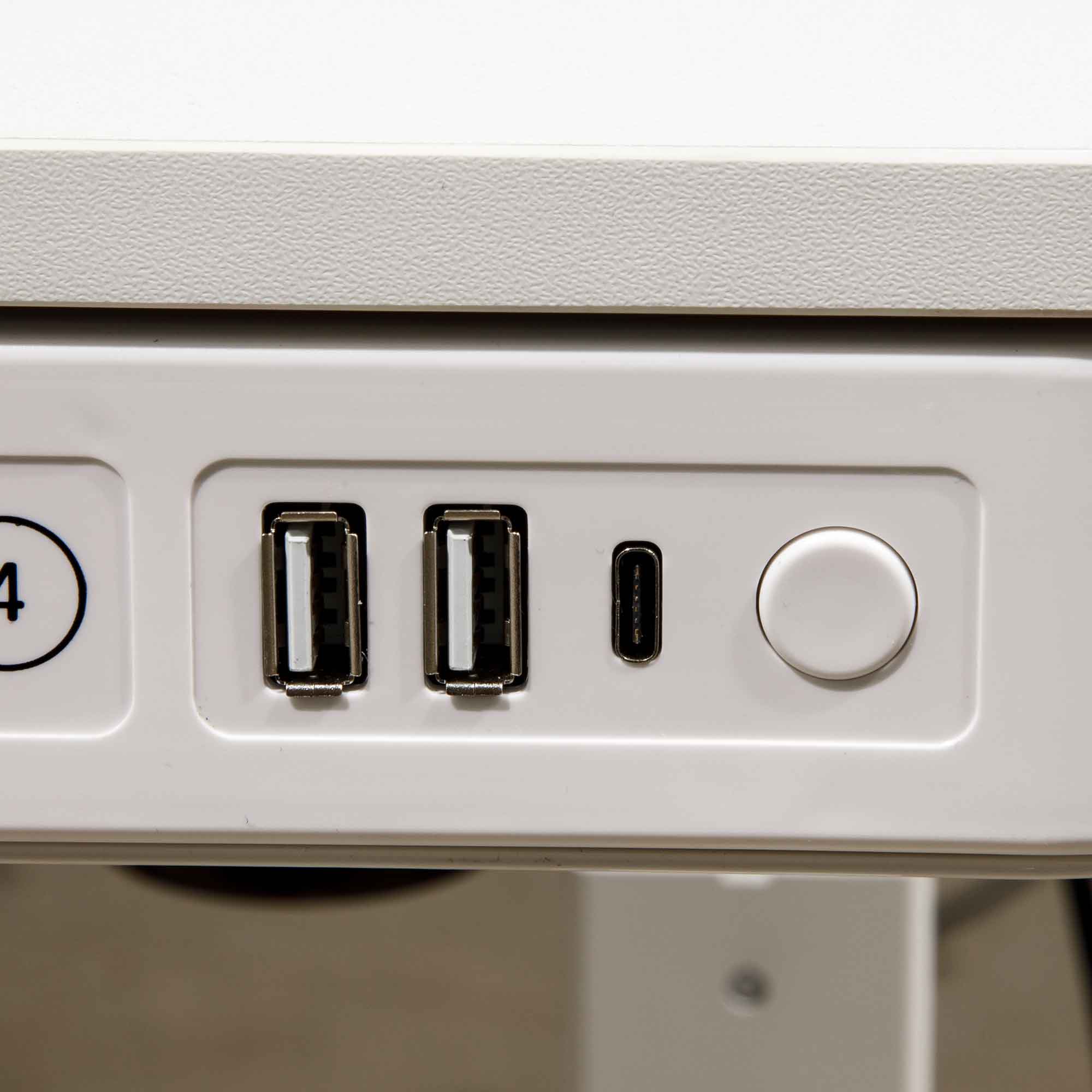 Electric Height Adjustable Sit Stand Desk with USB Ports - 47.2