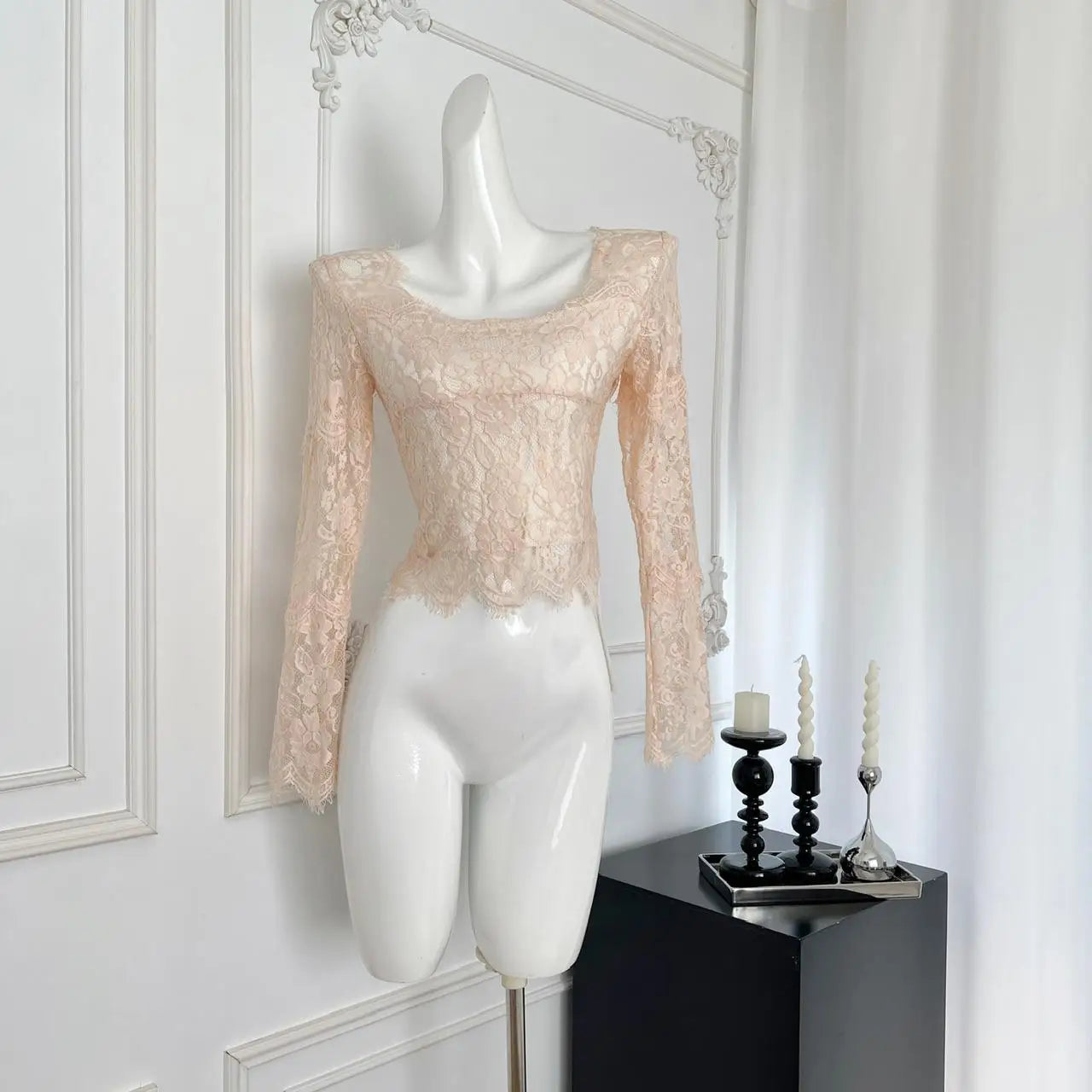 Elegant Vintage Blue Lace Square Neck Slim Fit T-Shirt for Women - Long Sleeve Blouse with Pink Accents | Perfect for Fall Fashion, Vacation Outfits & Casual Wear