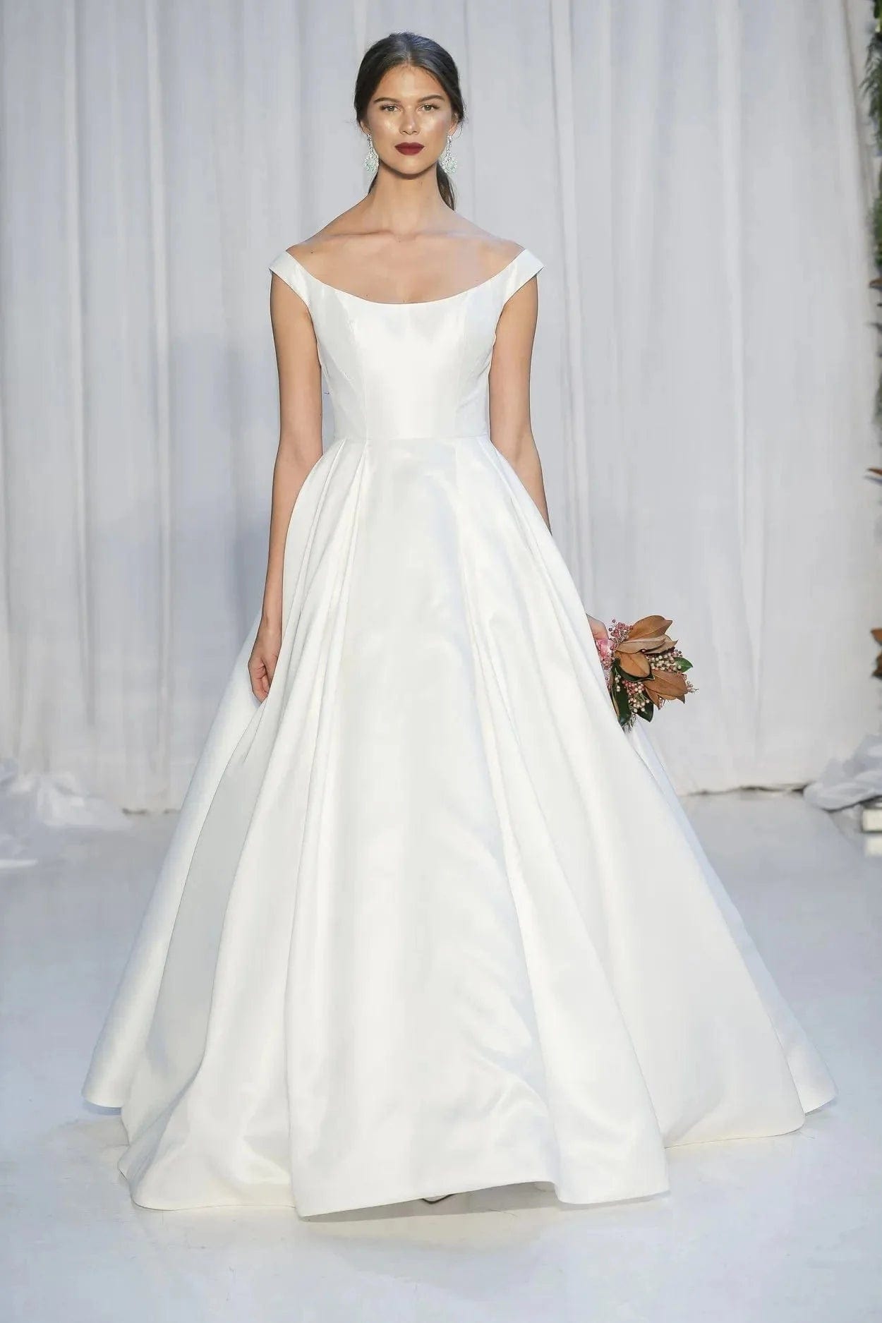 Anne Barge Sloane Wedding Dress - Size 10 | Elegant Lace Bridal Gown for Church Ceremony & Outdoor Wedding Photos