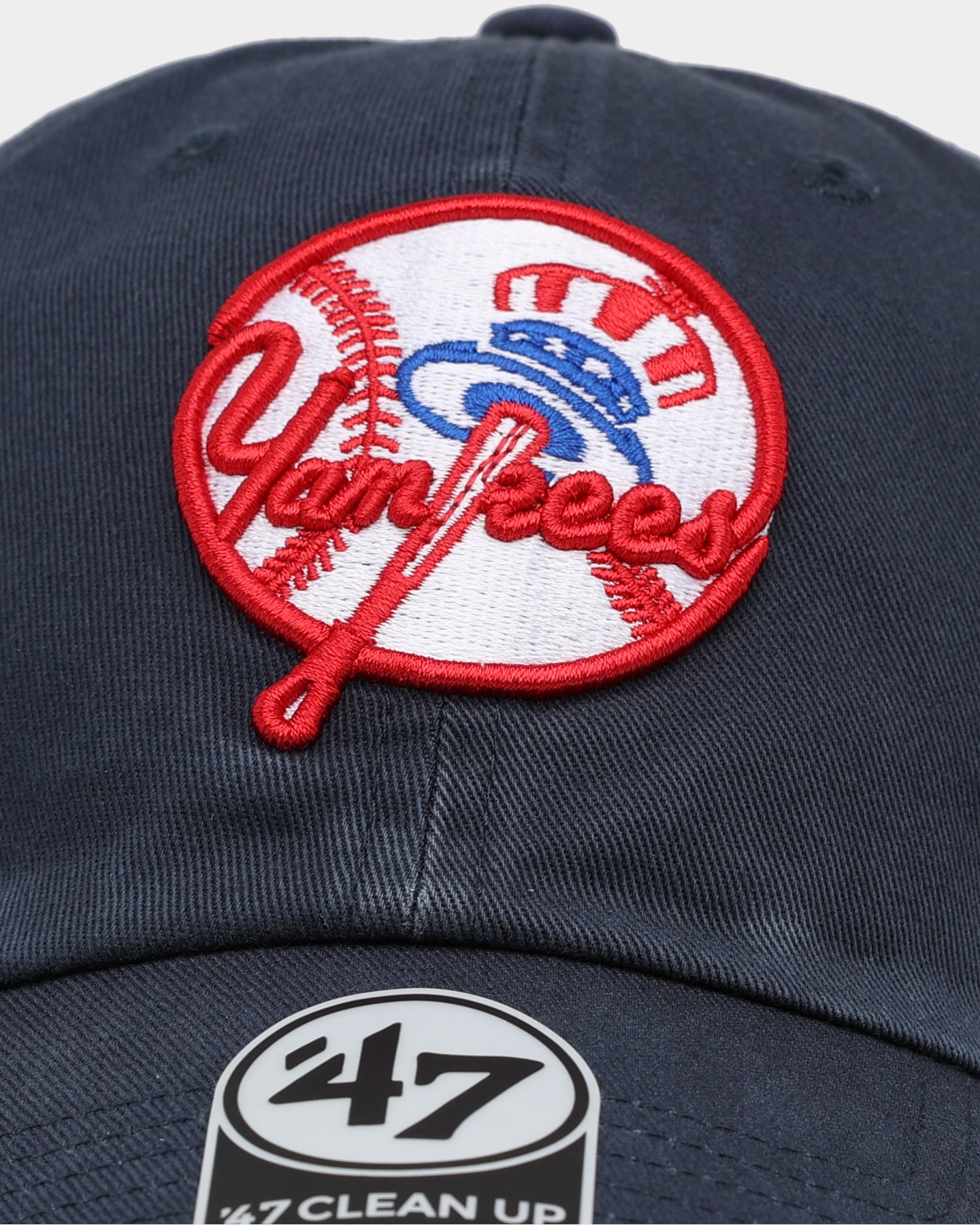 New York Yankees 47 Clean Up Adjustable Strapback Hat - Navy Blue Baseball Cap for Men & Women - Perfect for Games, Streetwear & Fan Collections