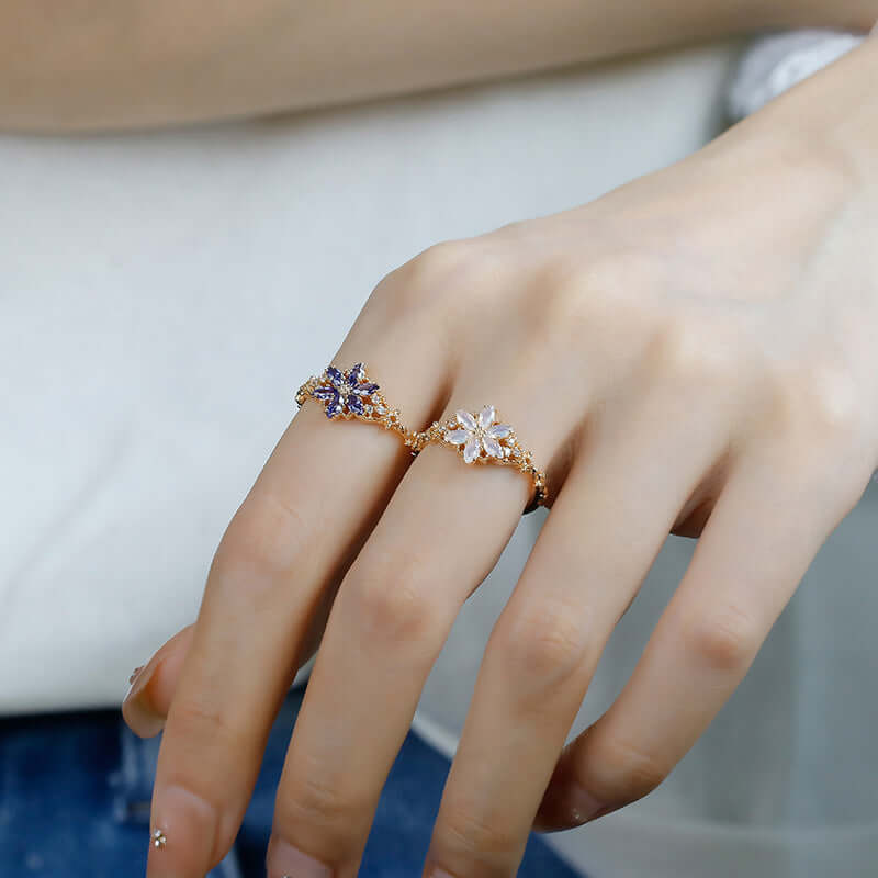 Romantic Moonstone Flower Ring in Gold – Elegant Jewelry for Women | Perfect for Weddings, Anniversaries & Special Occasions | TB2406