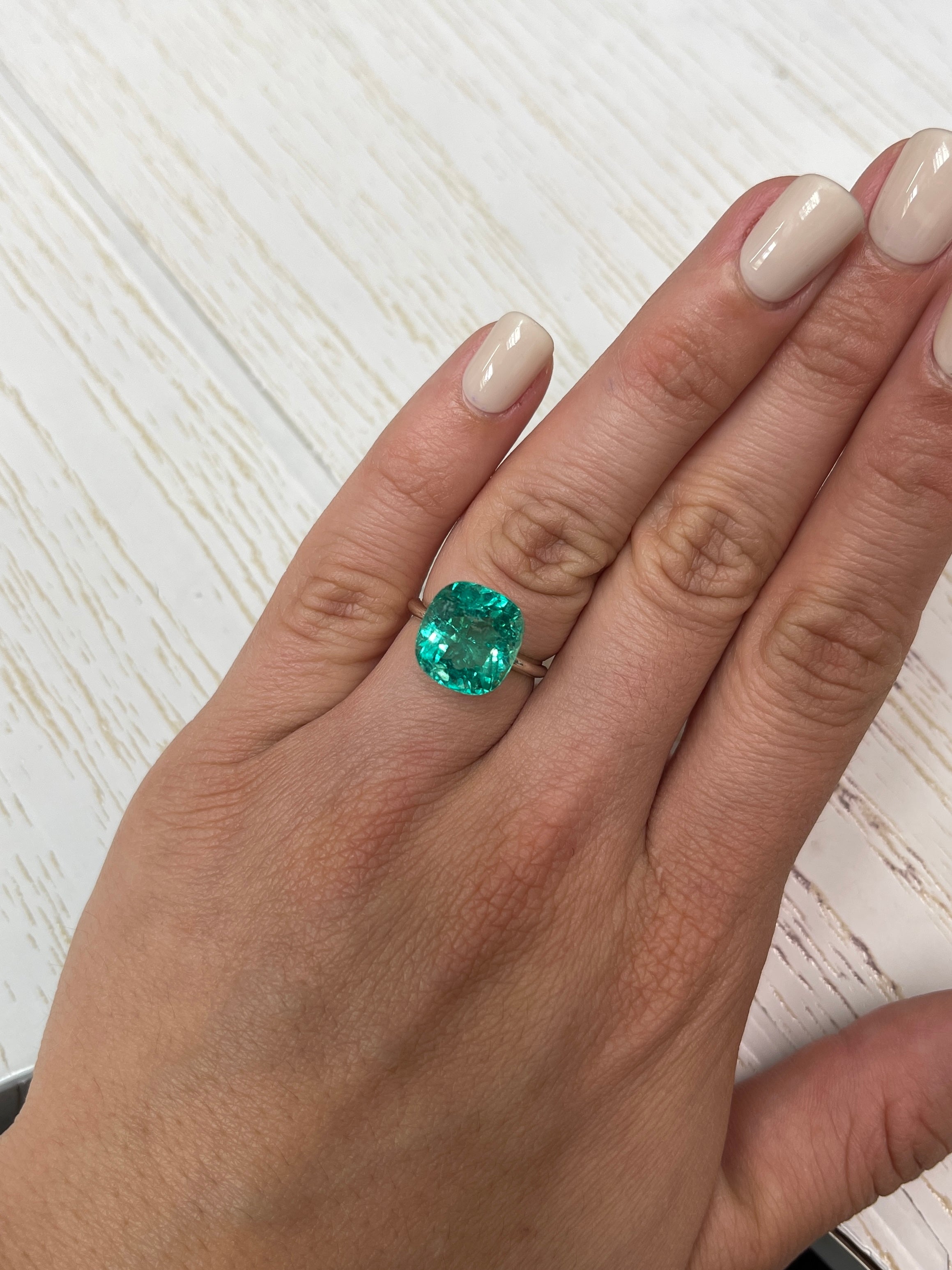 8.46 Carat GIA Certified 13x12mm Bluish Green Natural Loose Cushion Cut Colombian Emerald Gemstone for Jewelry Making, Engagement Rings & Luxury Gifts