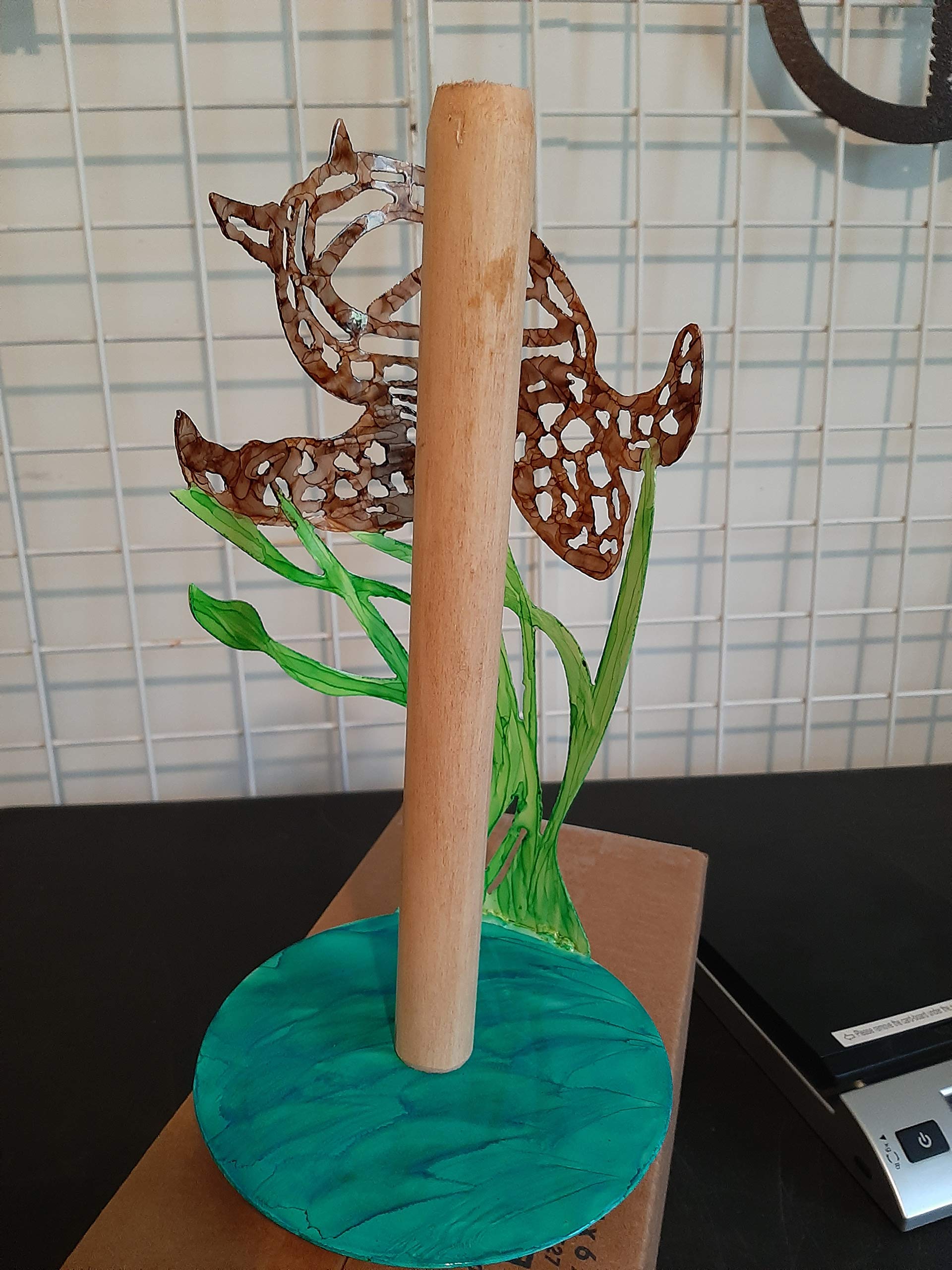 Sea Turtle Paper Towel Holder - Cute & Functional Kitchen Decor for Bathroom, Kitchen, or Beach House - Perfect for Coastal Themed Homes