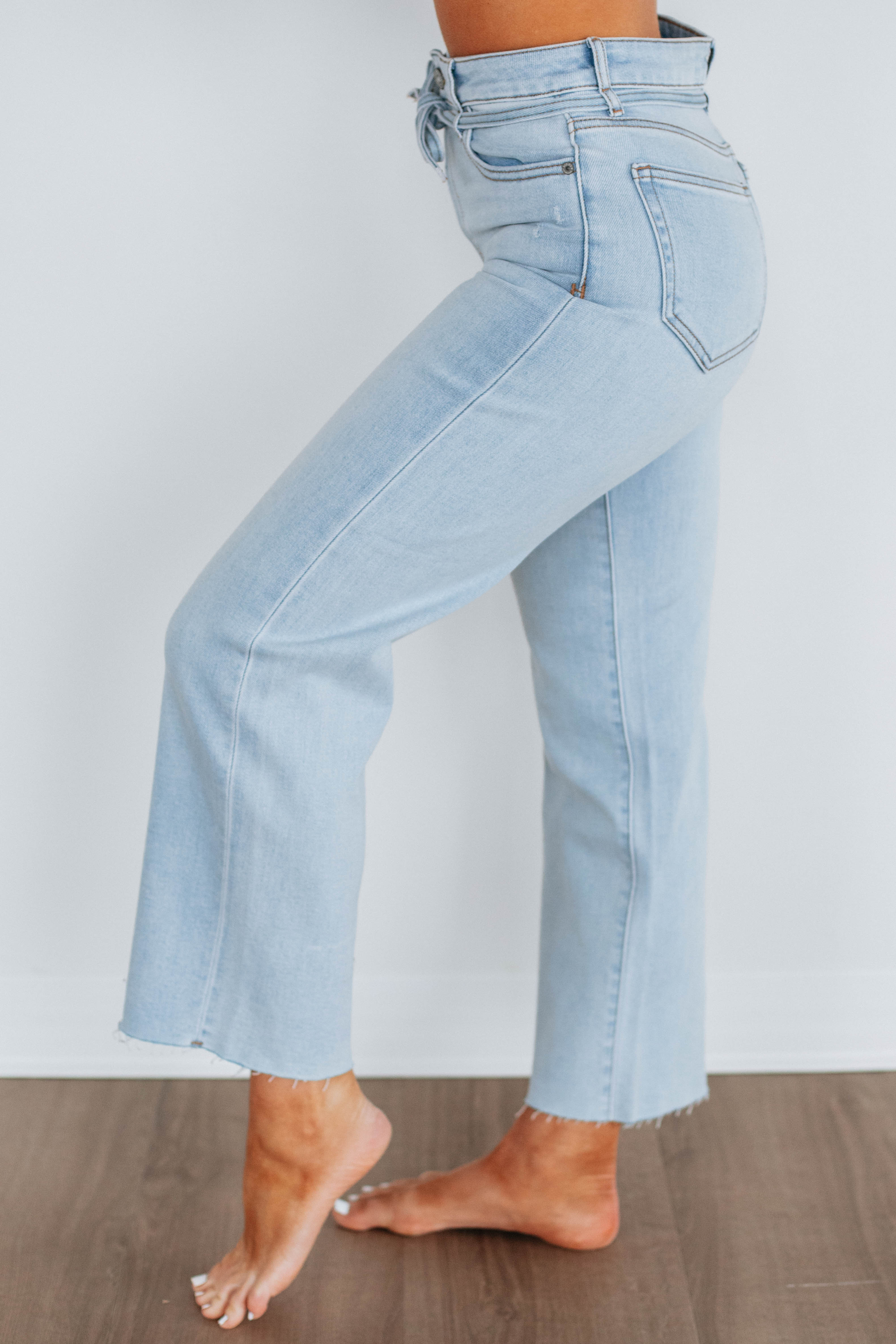 Ella Hidden Jeans - Light Wash Distressed Denim for Women | High Waisted Skinny Jeans with Stretch | Perfect for Casual Wear, Date Nights & Office Outfits