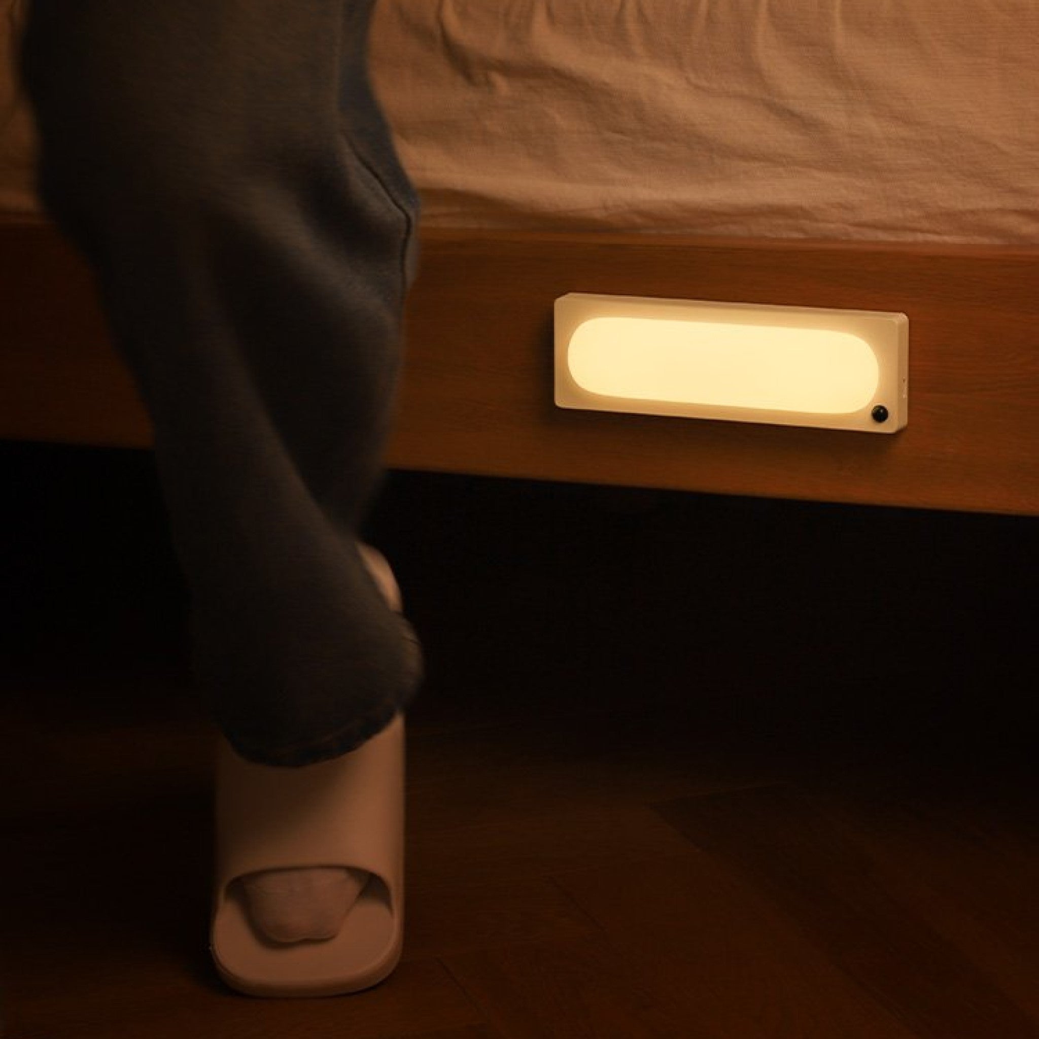 OSC Bar Sensor Lamp - White LED Motion Activated Light for Closets, Hallways & Staircases - Energy Efficient Night Light