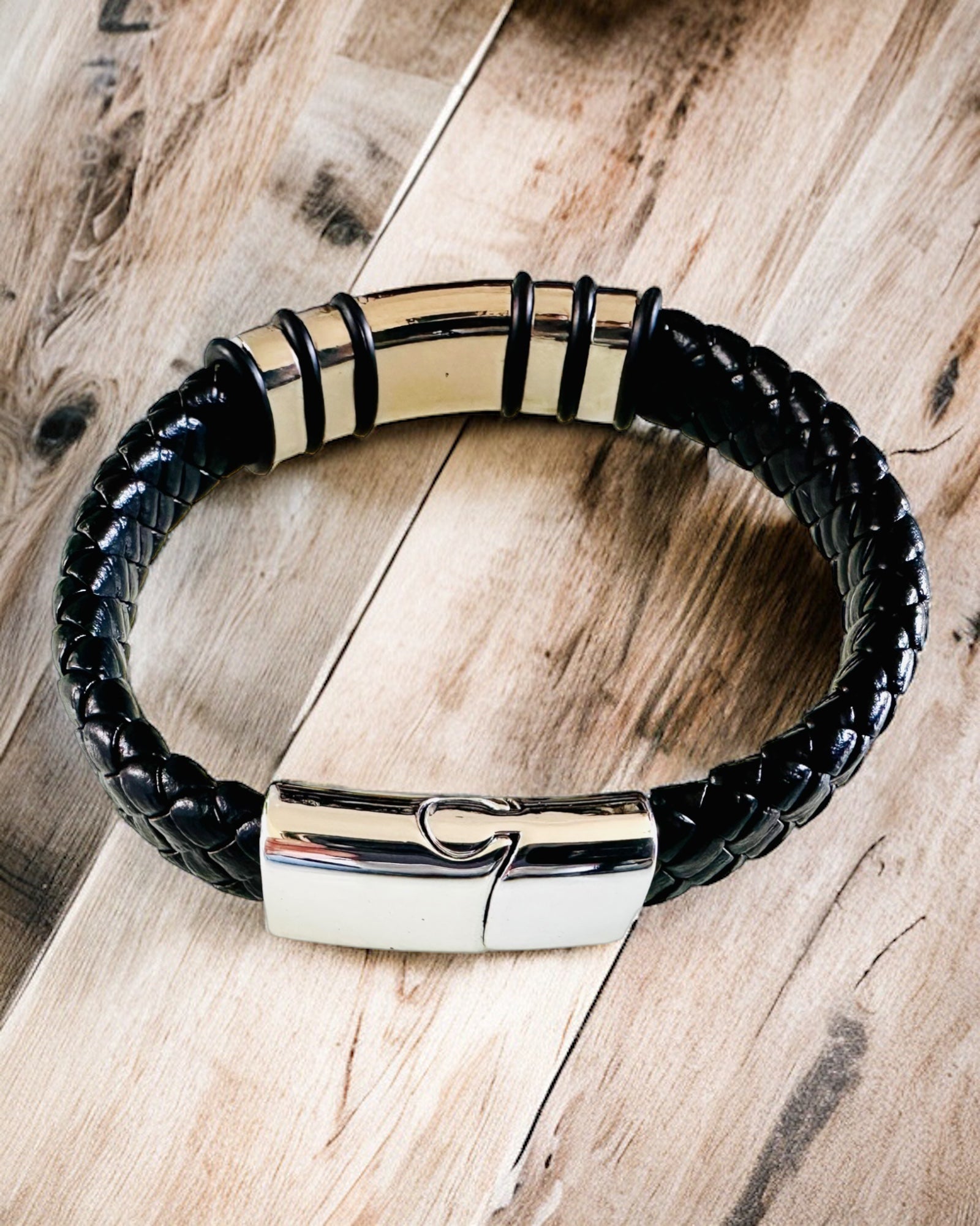 Custom Engraved Hip Hop Bracelet for Men - Adjustable Magnetic Clasp PU Leather Wristband with Silver/Gold Accents (22cm) - Perfect for Streetwear, Gifts & Hip Hop Fashion Accessories