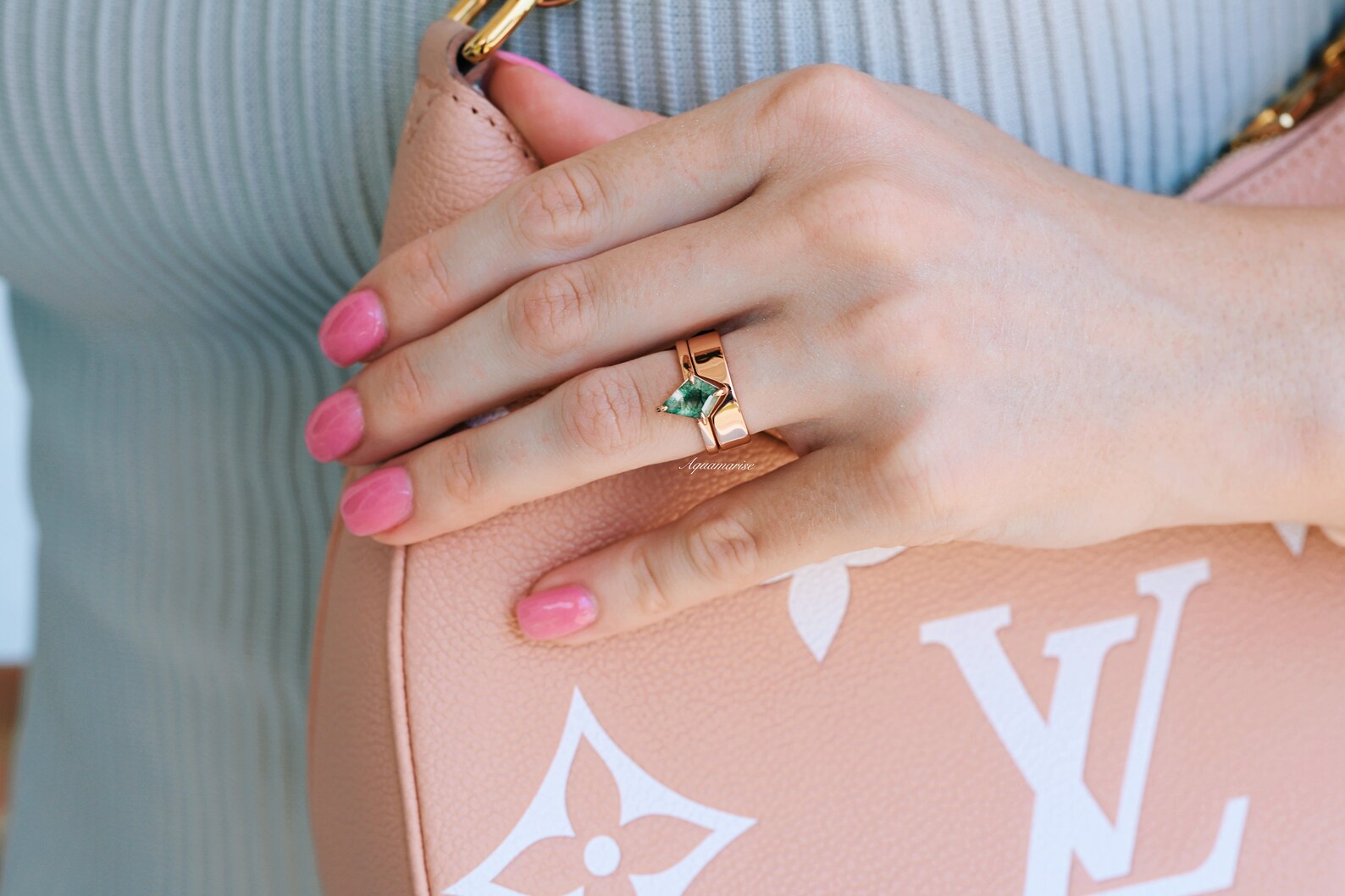 Minimalist Kite Green Moss Agate Ring 14K Rose Gold Vermeil - Elegant Dainty Jewelry for Women, Perfect for Everyday Wear, Gift Giving & Special Occasions