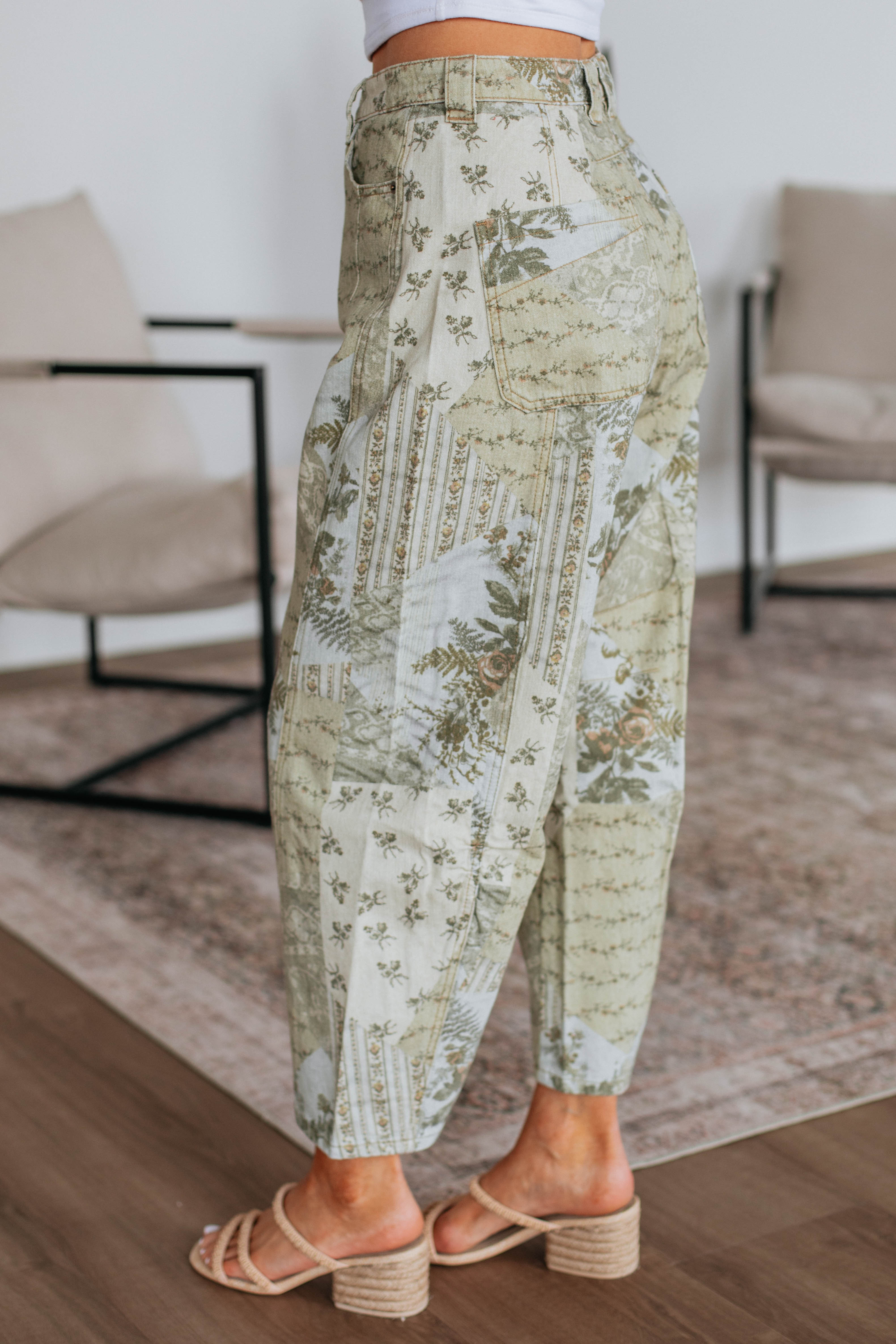 Sadye High Waist Barrel Pants for Women - Trendy Wide Leg Trousers for Casual & Office Wear - Perfect for Work, Travel & Everyday Outfits