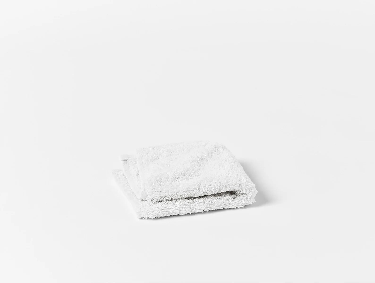 Organic Cotton Cloud Loom Bath Towels & Bath Mat Set - Ultra Soft, Absorbent & Eco-Friendly for Spa, Bathroom & Luxury Home Decor
