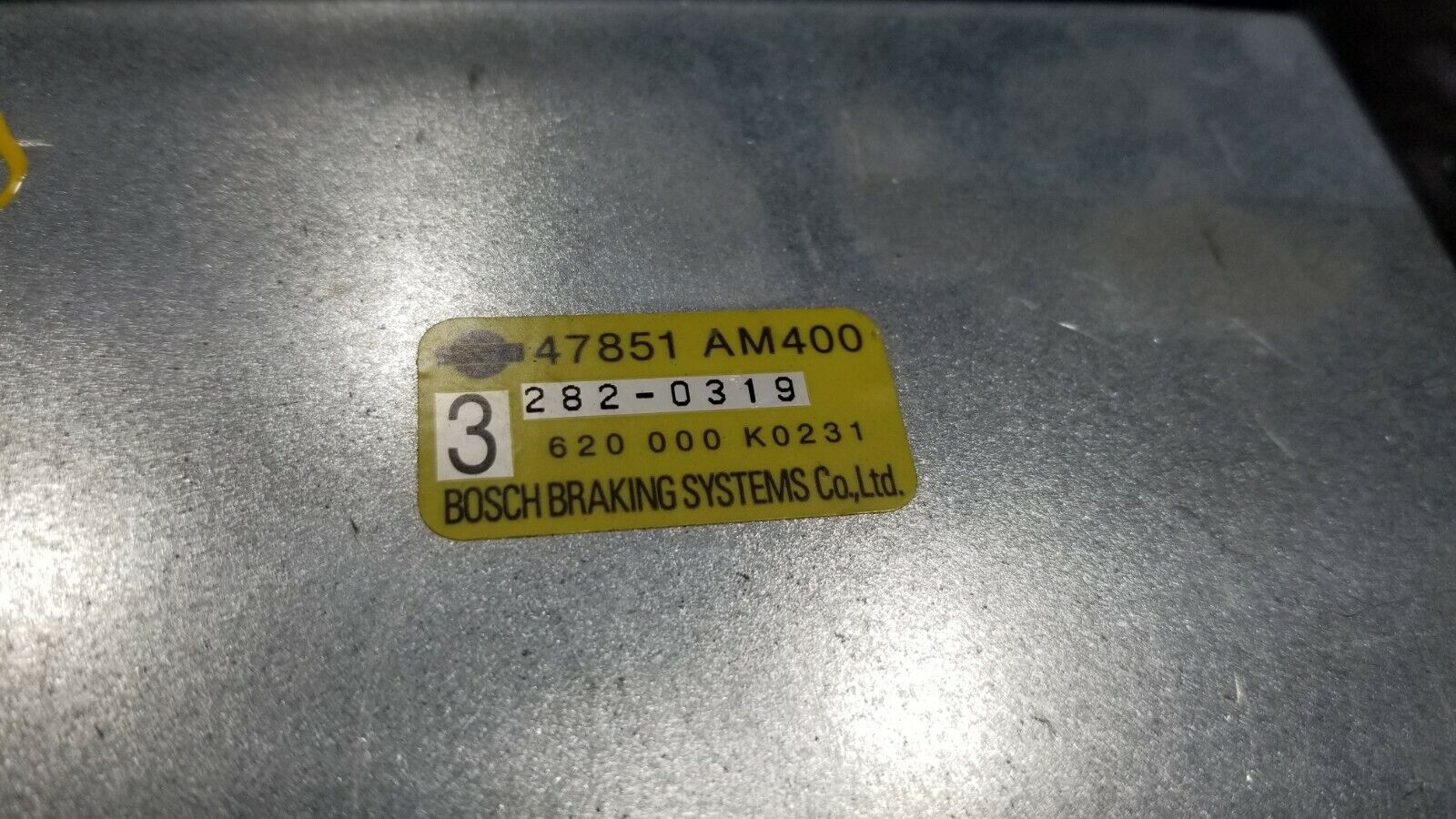 2003-2004 Infiniti G35 ABS Control Module - OEM N18 Anti-Lock Brake System Replacement Part for Improved Safety & Performance