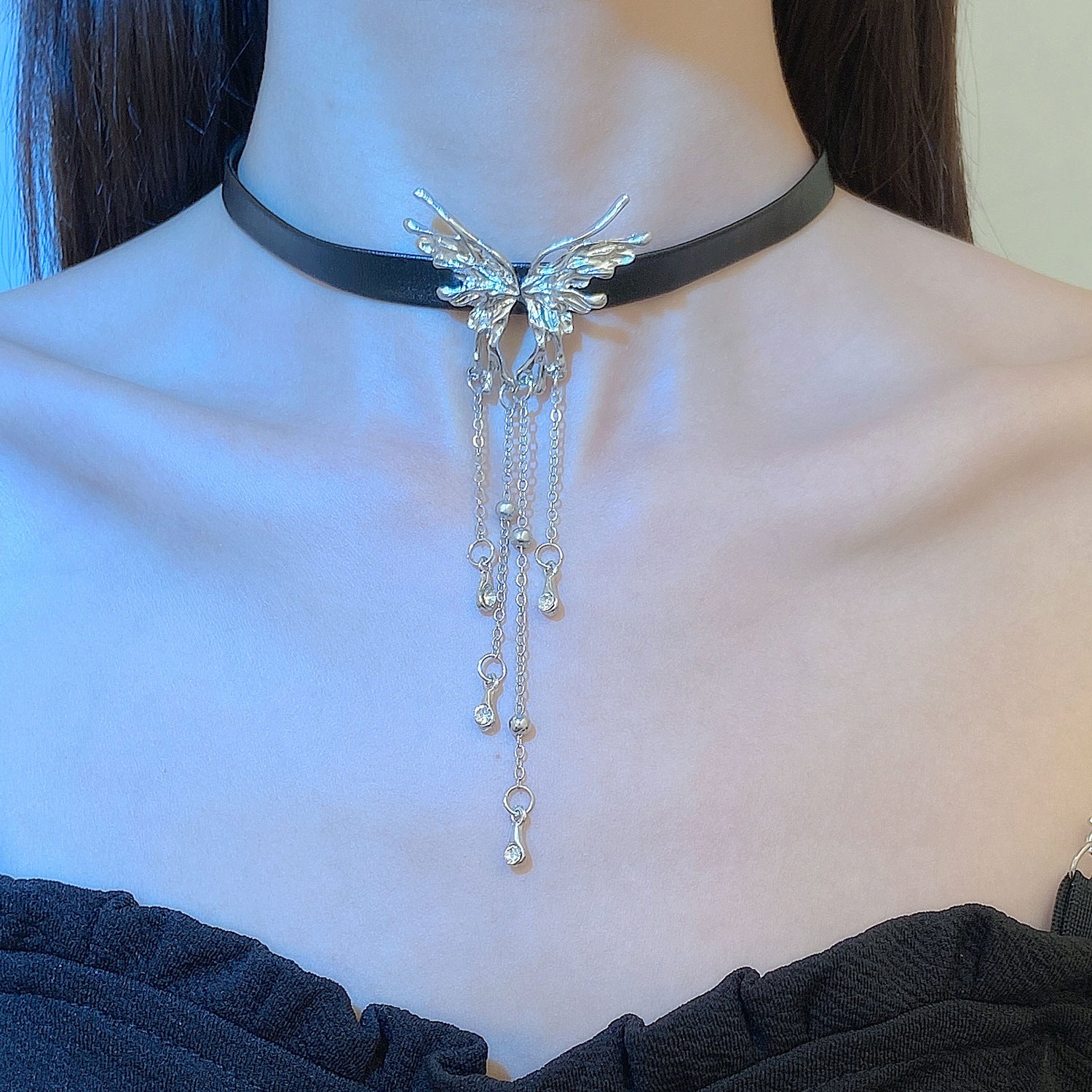 Elegant Black Leather Butterfly Tassel Choker Necklace for Women | Gothic Punk Fashion Accessory | Perfect for Parties, Concerts & Date Nights | HN3540