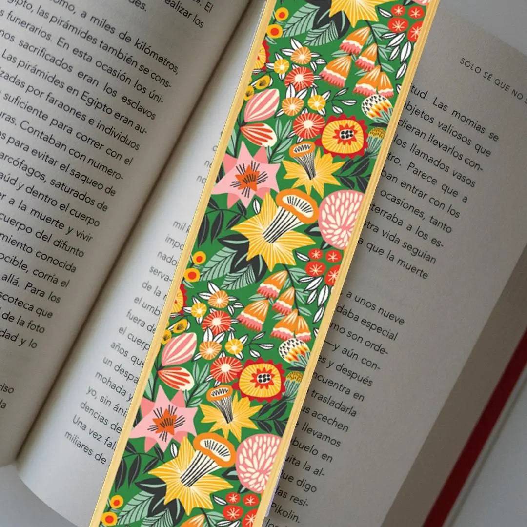 Daffodil Flowers Australian Wooden Bookmark - Handmade Wood Bookmark for Readers, Book Lovers Gift - Perfect for Reading, Journaling, and Book Club Gifts