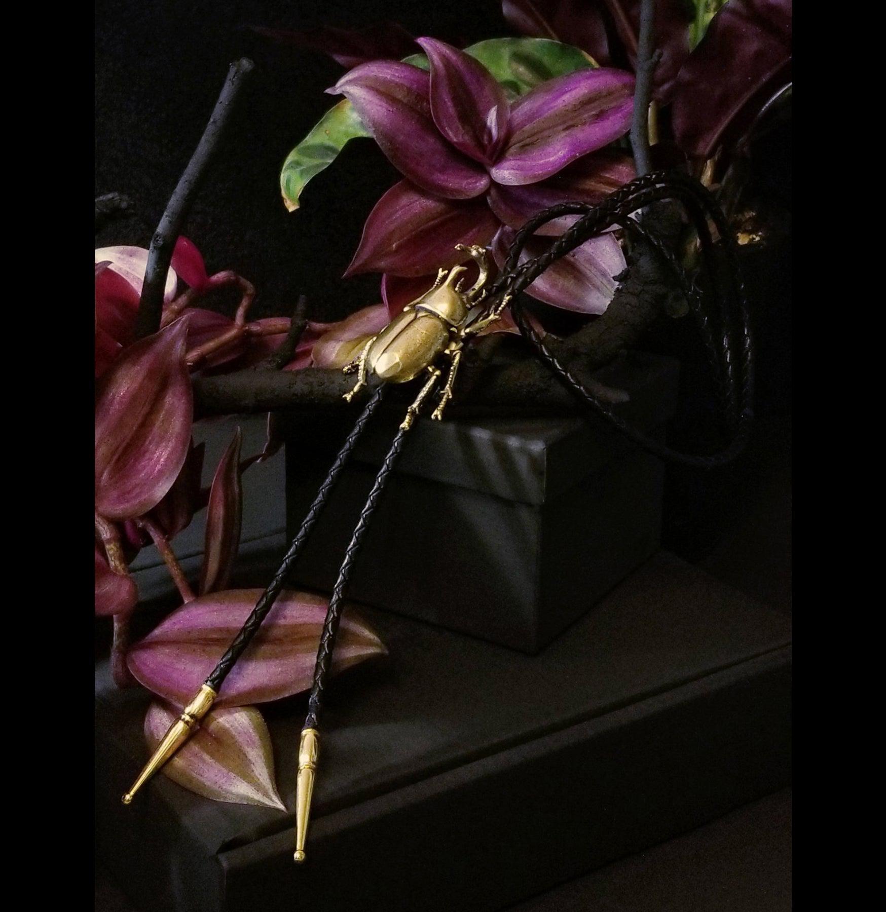 Vintage Brass Japanese Rhinoceros Beetle Bolo Tie - Unique Western & Asian Fusion Neckwear for Men - Perfect for Cowboy Parties, Cosplay, and Fashion Accessories