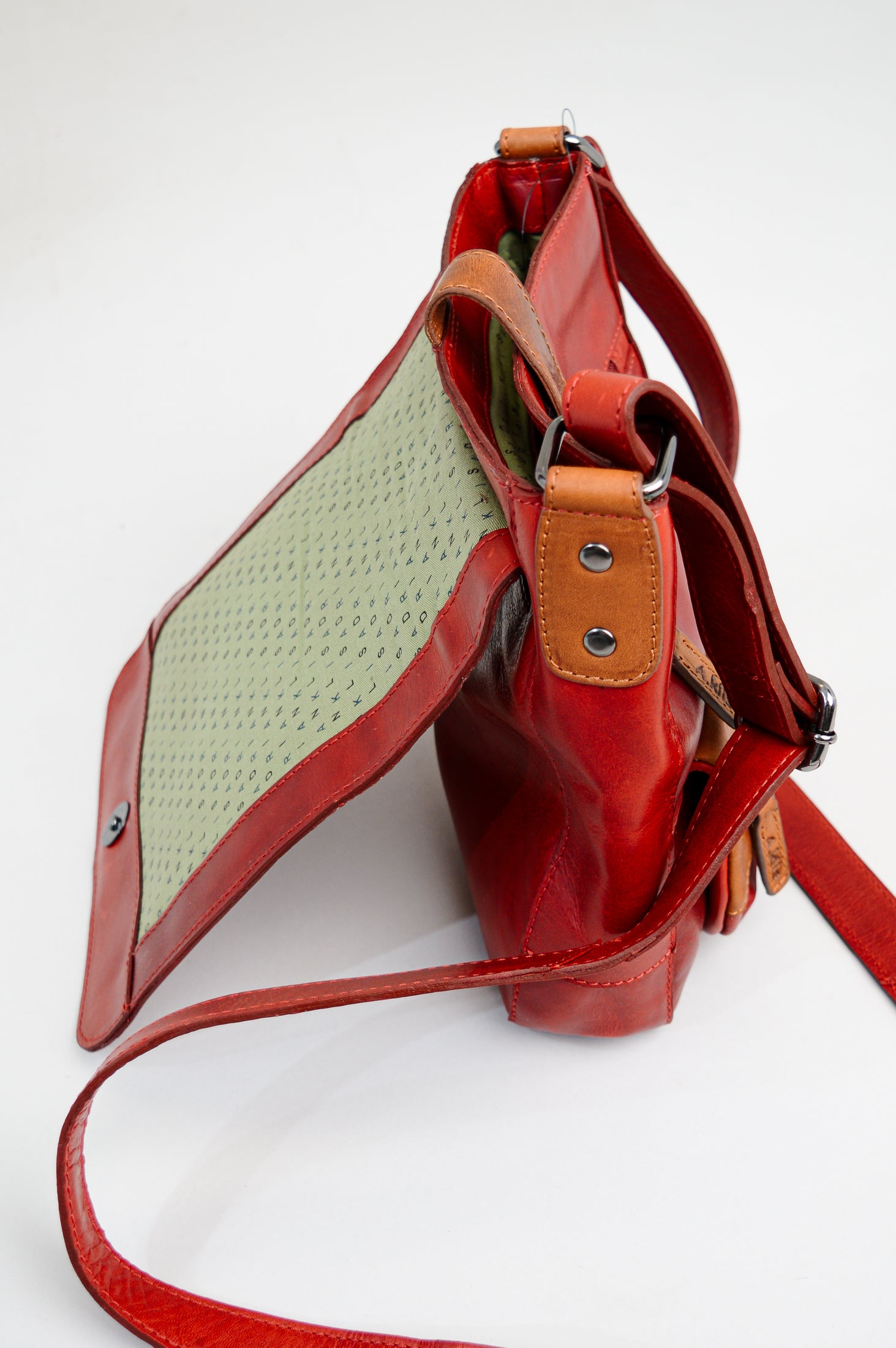 Adrian Klis 1021 Genuine Leather Purse for Women - Stylish & Durable Handbag for Work, Travel & Everyday Use
