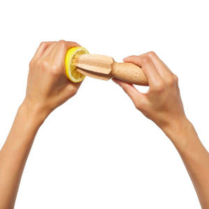 GG Premium Wooden Reamer - Natural Bamboo Juice Extractor for Citrus Fruits - Perfect for Lemon, Orange, and Lime Juicing at Home or Bar Use
