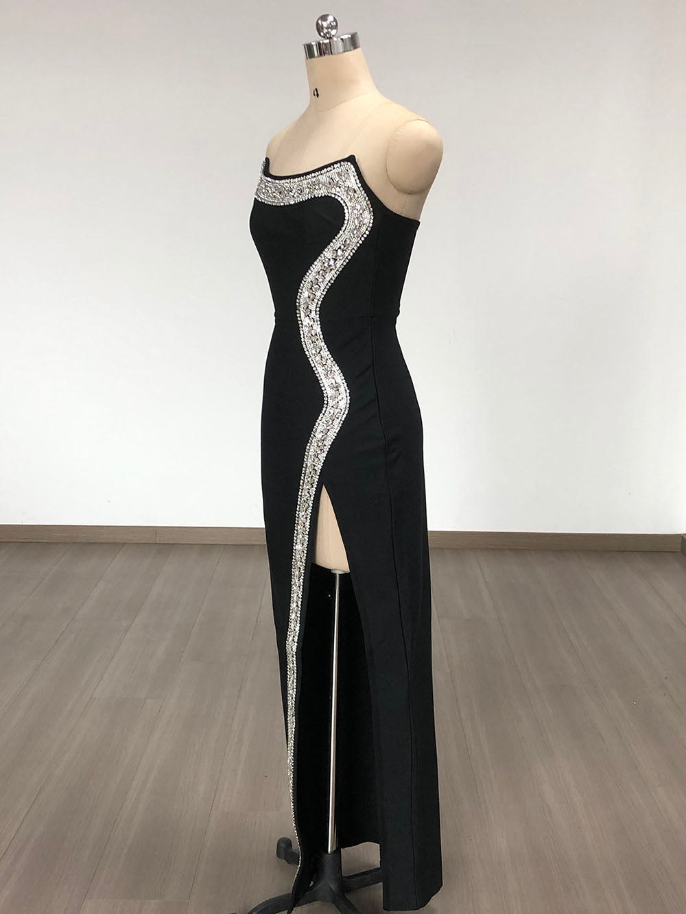 Elegant Black Amber Embellished Bandage Gown - Perfect for Evening Parties, Prom, and Formal Events