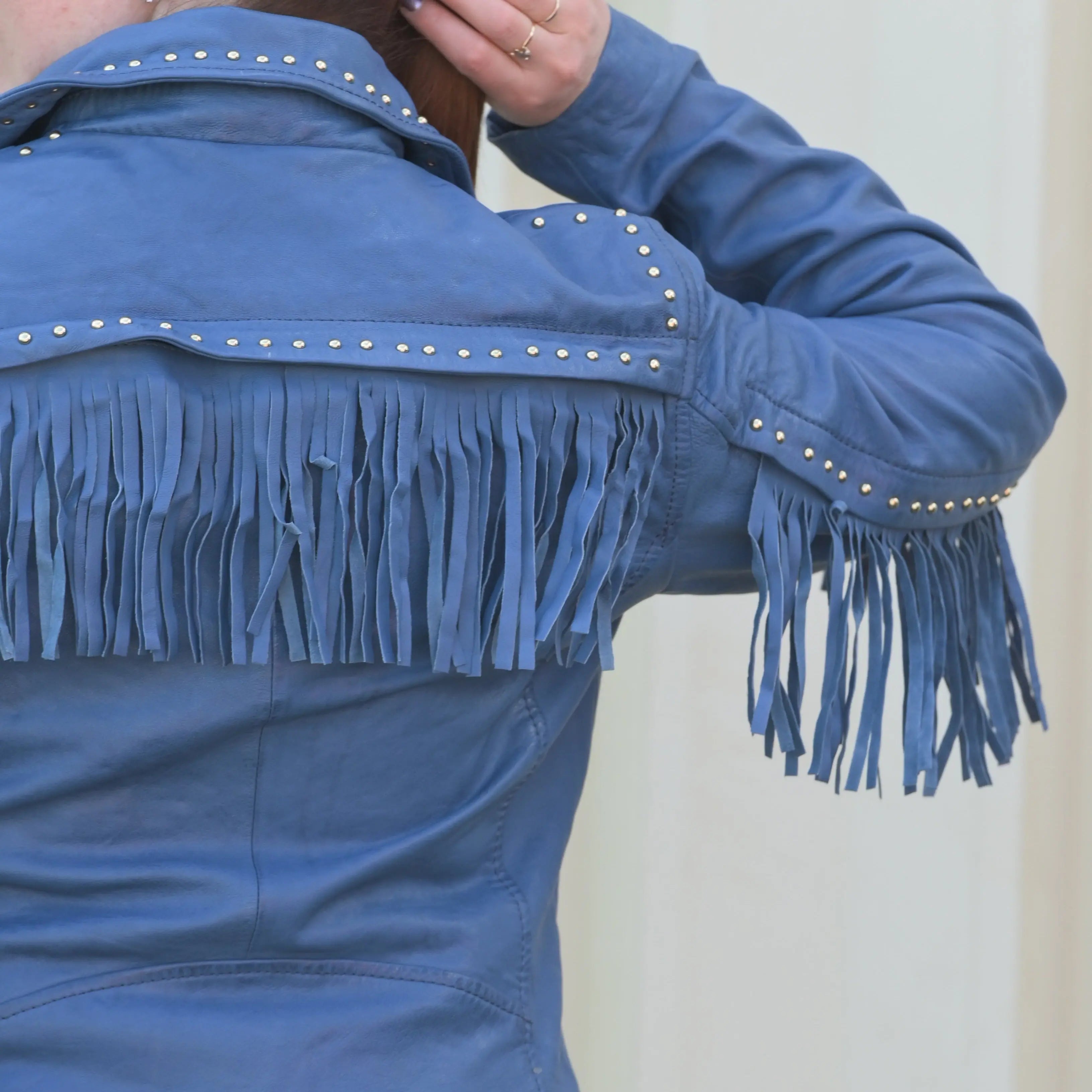 Women's Stylish Studded Leather Jacket with Detachable Fringe - Perfect for Biker, Rocker & Casual Outfits | Fashionable Outerwear for Everyday Wear & Special Occasions
