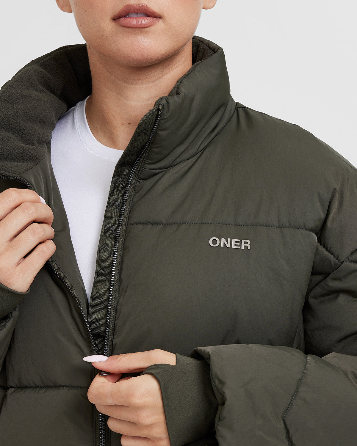 Men's Warm Khaki Puffer Jacket - Lightweight Winter Coat for Outdoor Activities & Casual Wear