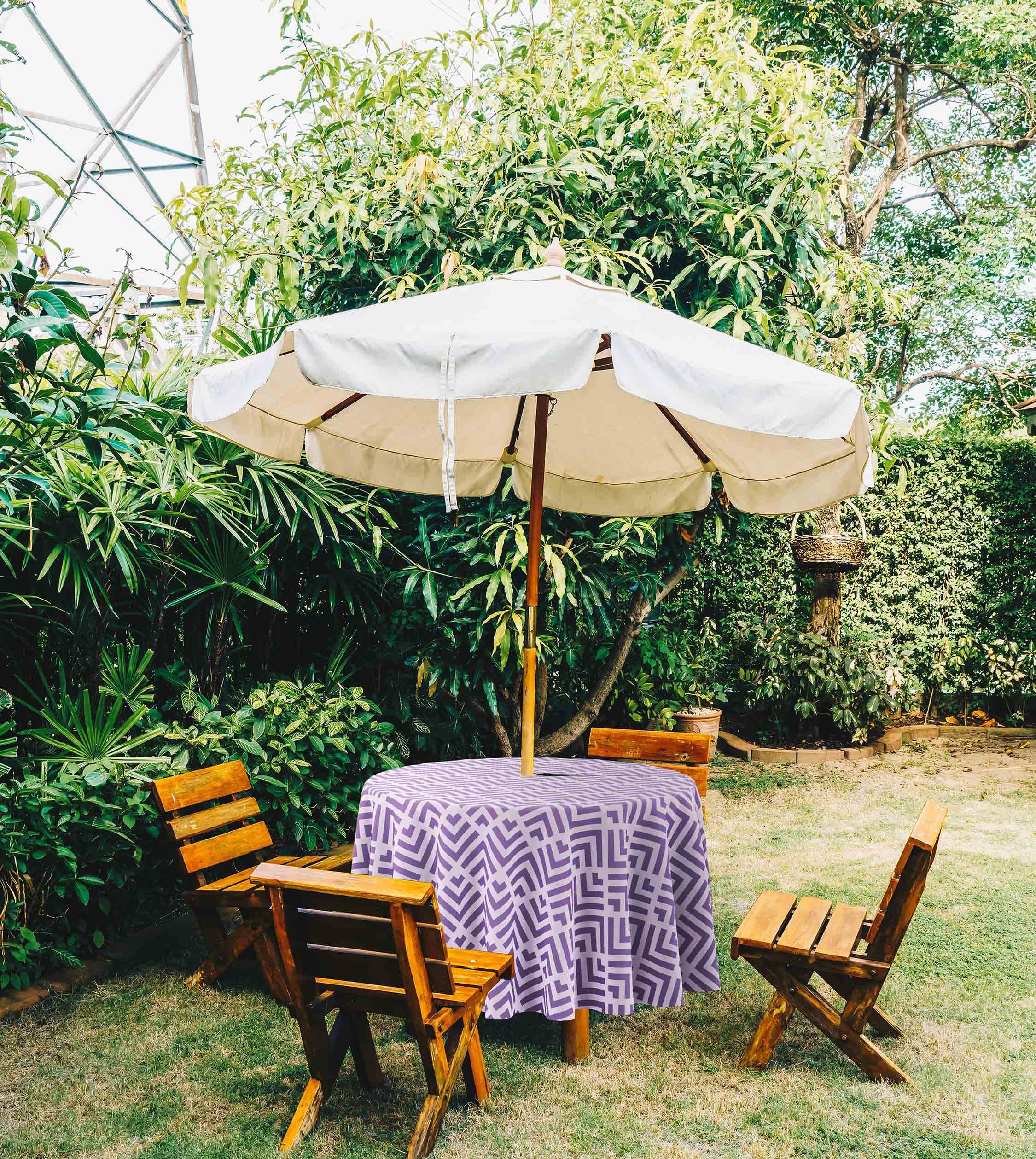 58 Inch Round Waterproof Tablecloth with Umbrella Hole & Zip - Indoor/Outdoor Table Cover for Patio, Backyard, Picnic, and Garden Parties - Lavender Purple